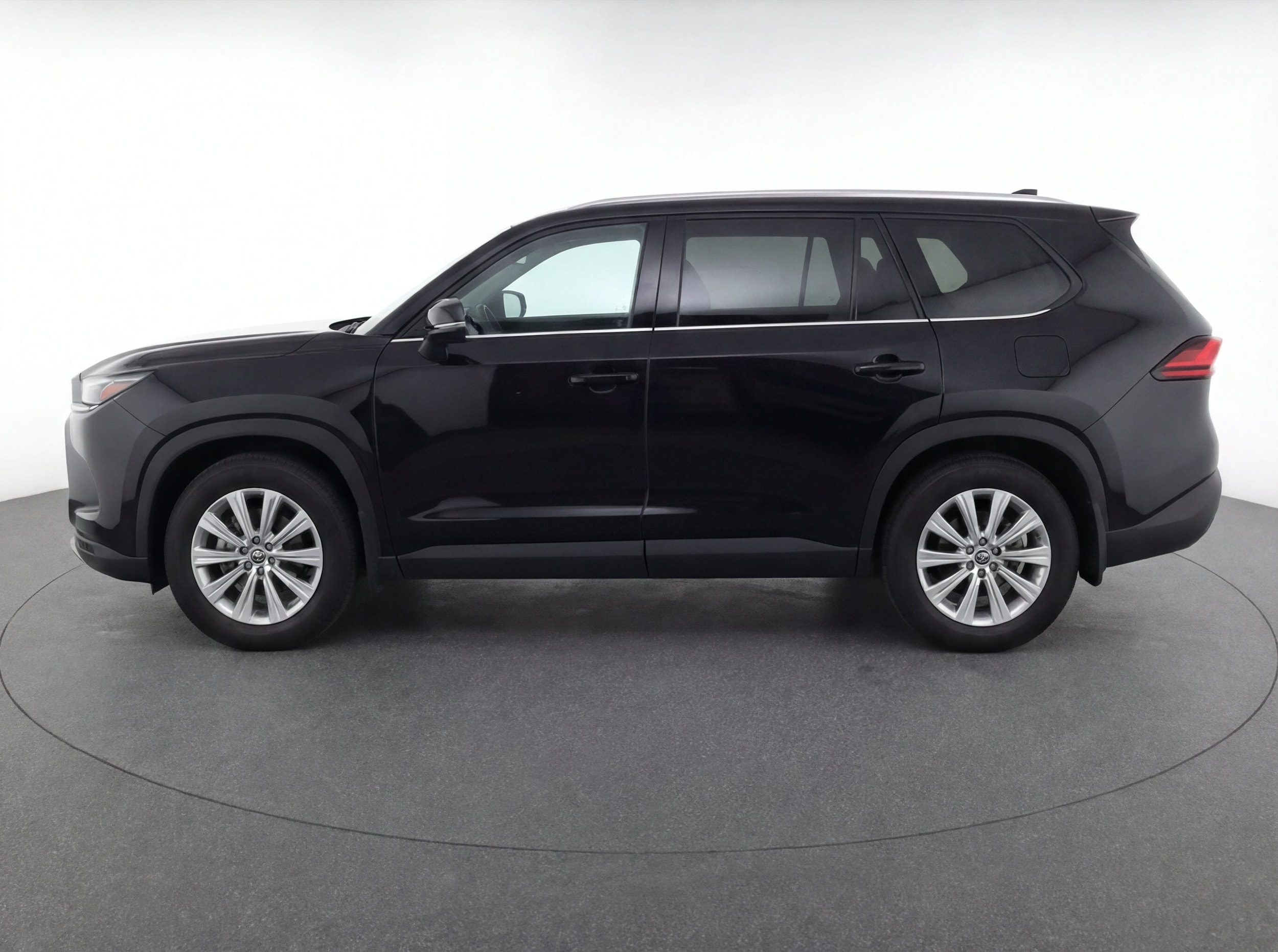 Thumbnail: 2024 Toyota Grand Highlander - 4