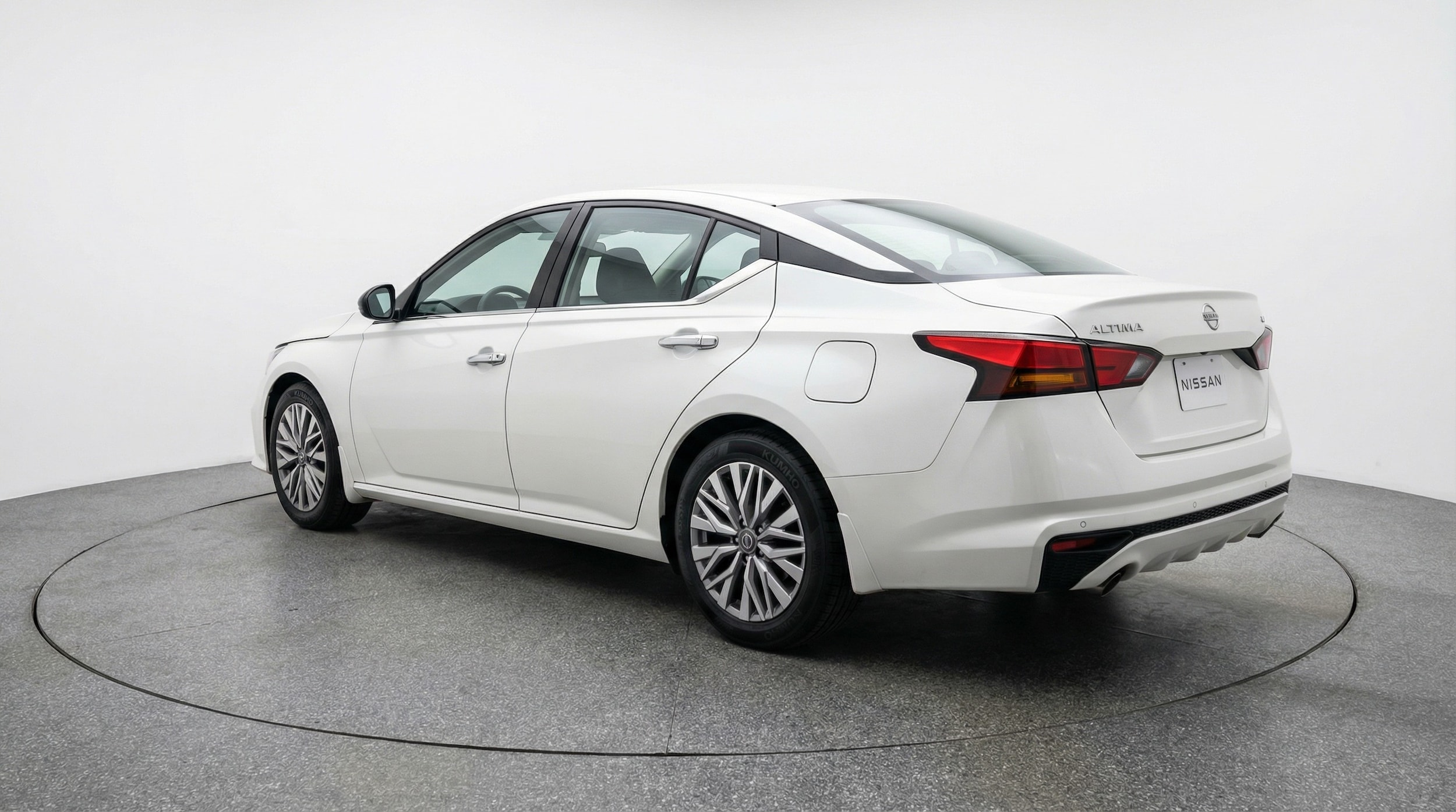 Thumbnail: 2025 Nissan Altima - 5