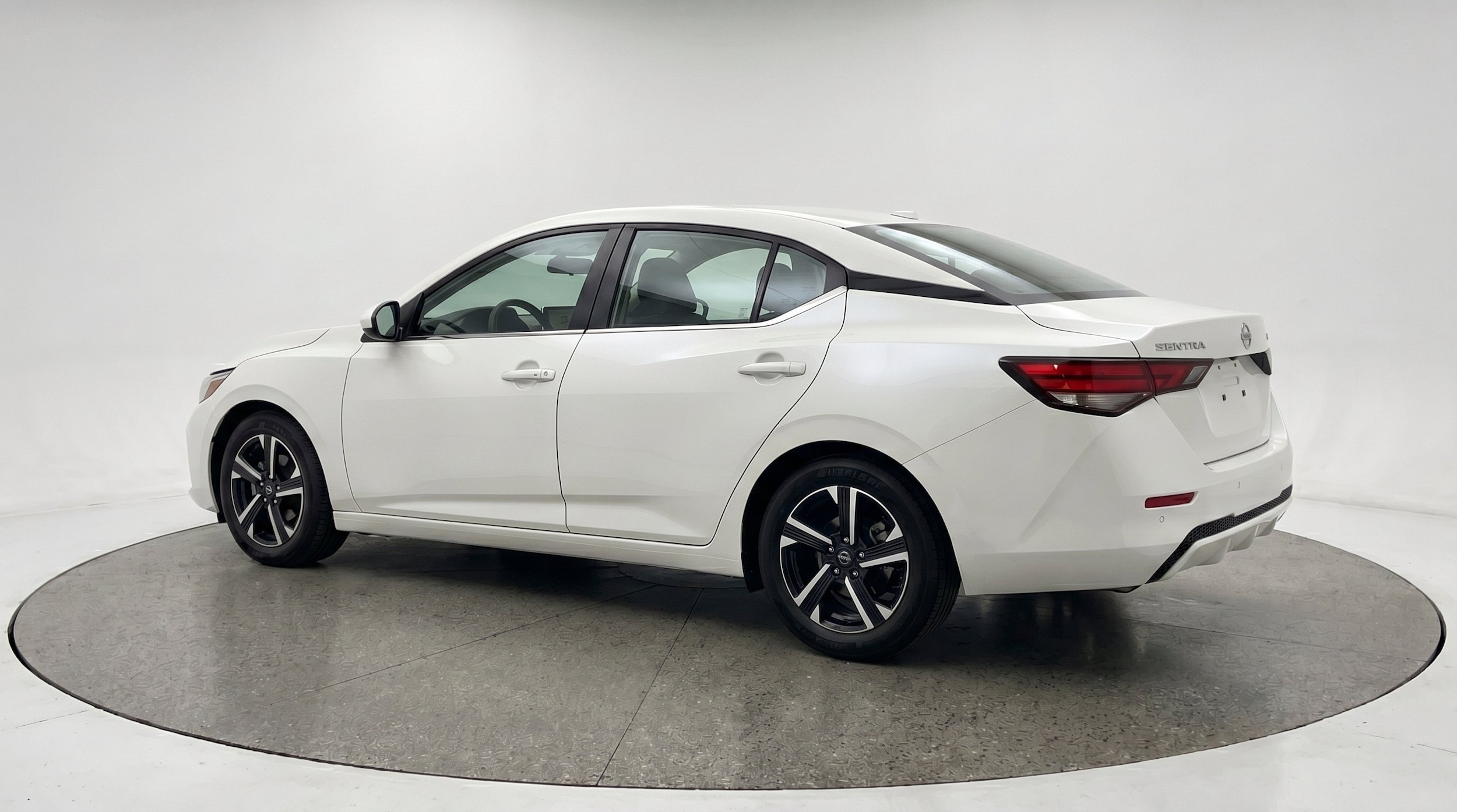 Thumbnail: 2025 Nissan Sentra - 6