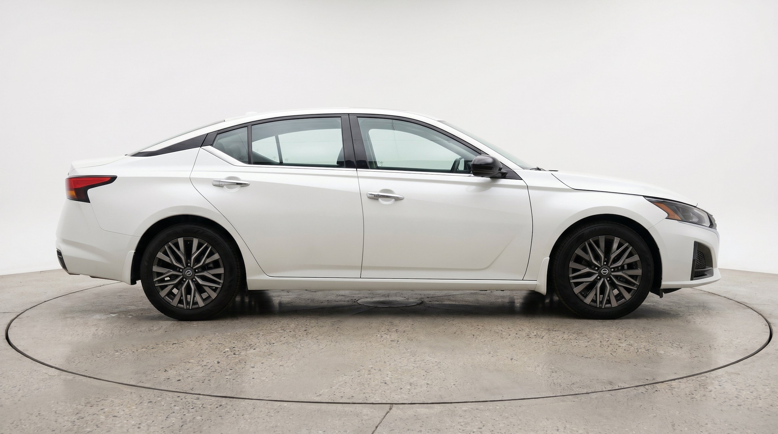 Thumbnail: 2025 Nissan Altima - 11