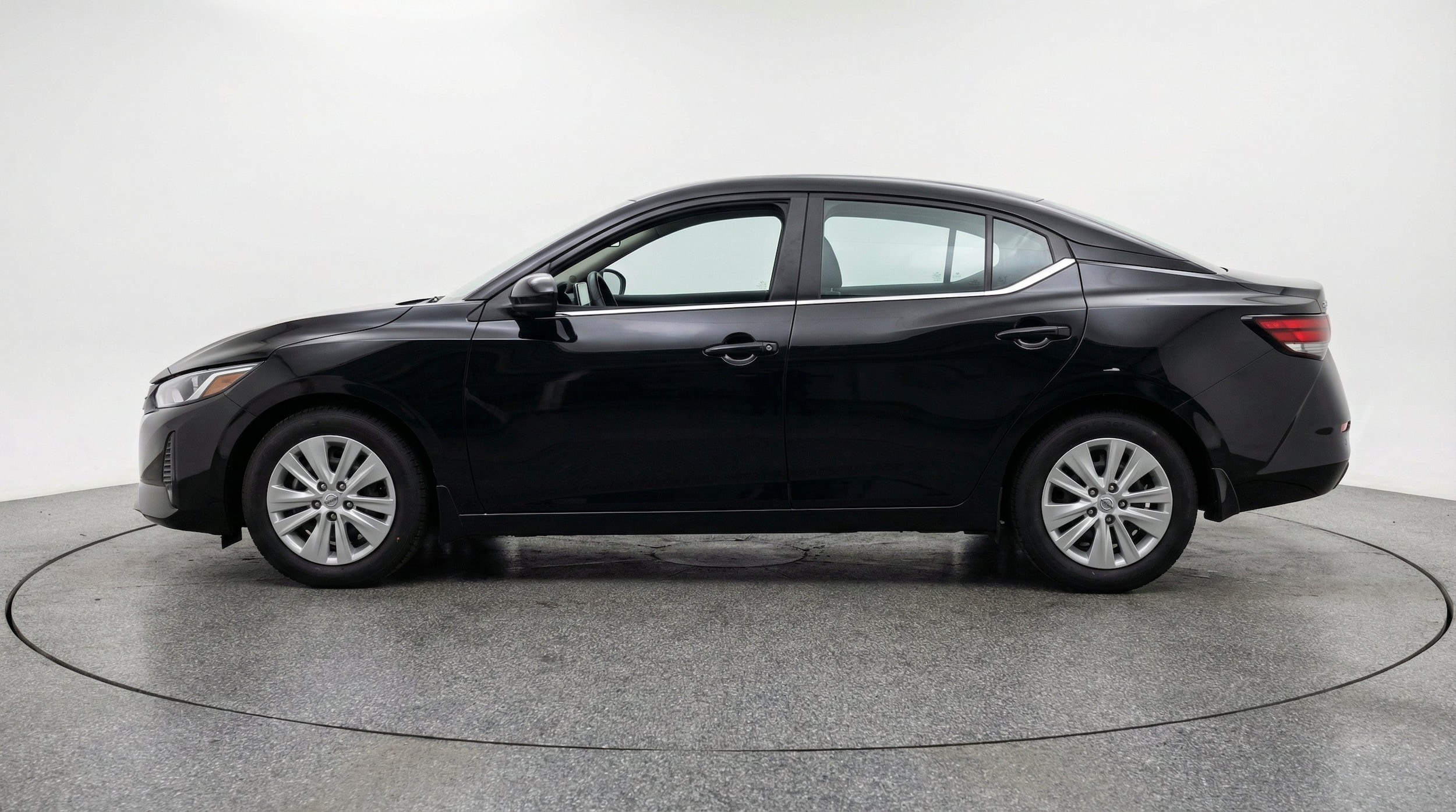 Thumbnail: 2025 Nissan Sentra - 5