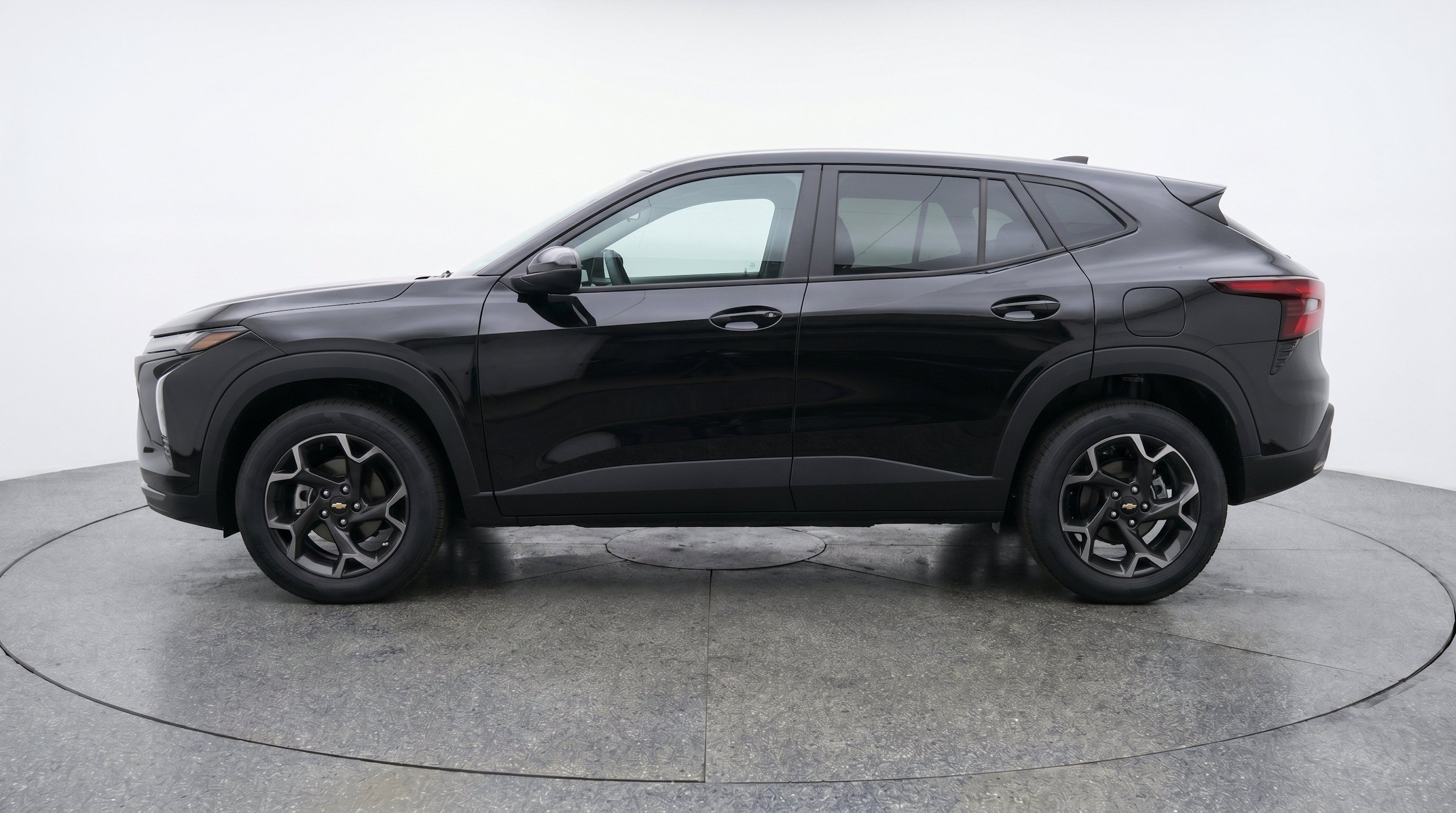 Thumbnail: 2025 Chevrolet Trax - 5