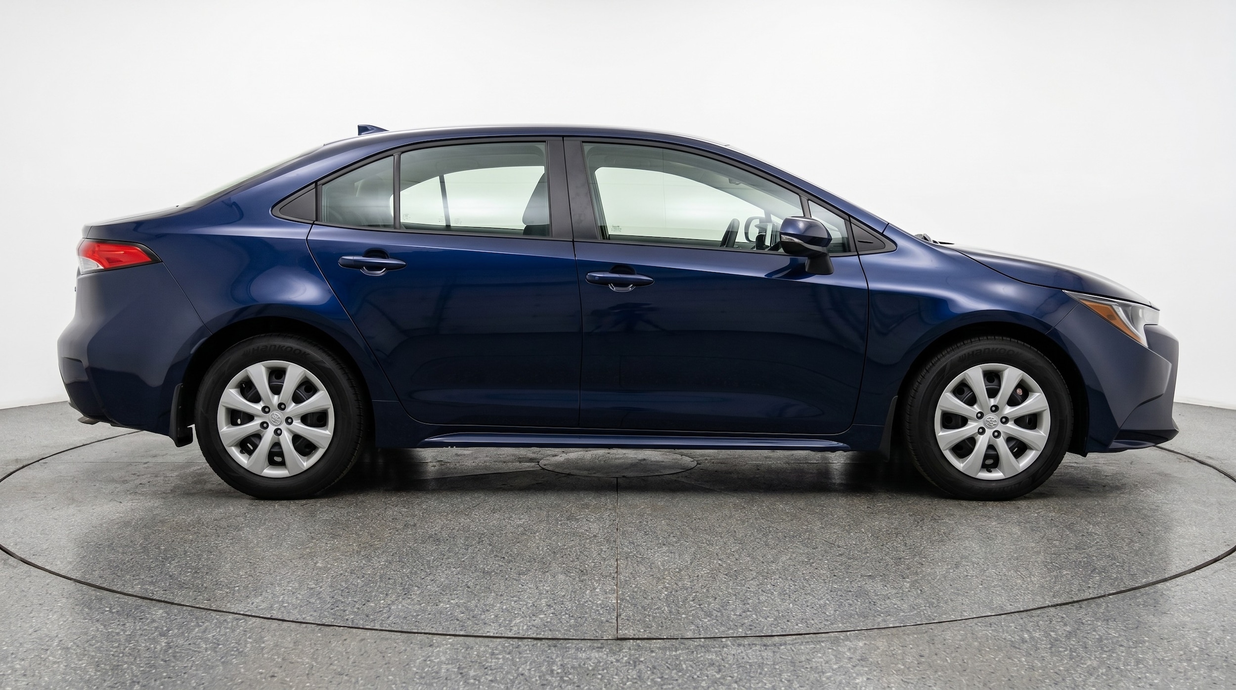 Thumbnail: 2025 Toyota Corolla - 8