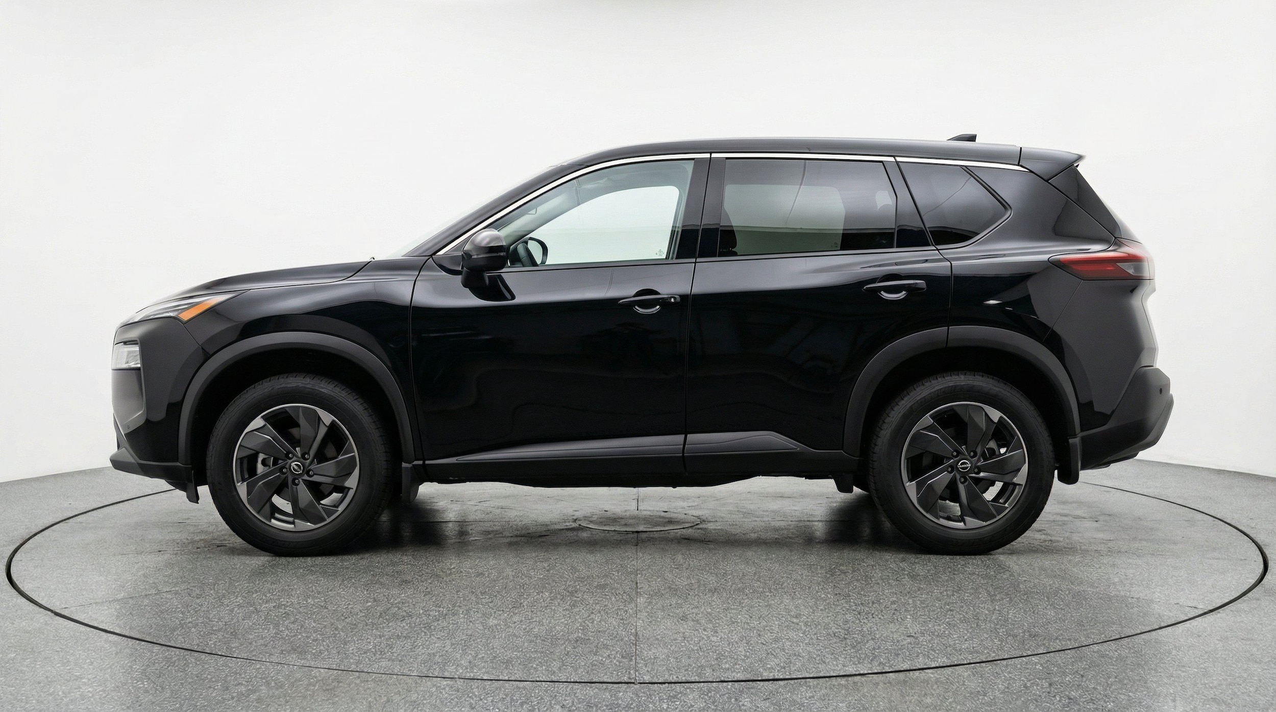 Thumbnail: 2025 Nissan Rogue - 5