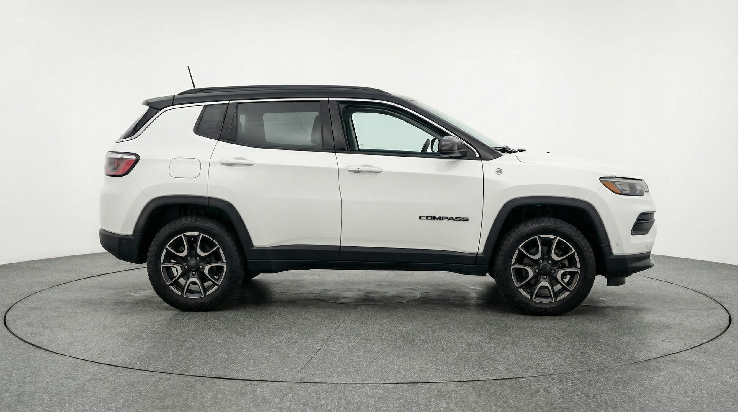 Thumbnail: 2025 Jeep Compass - 8