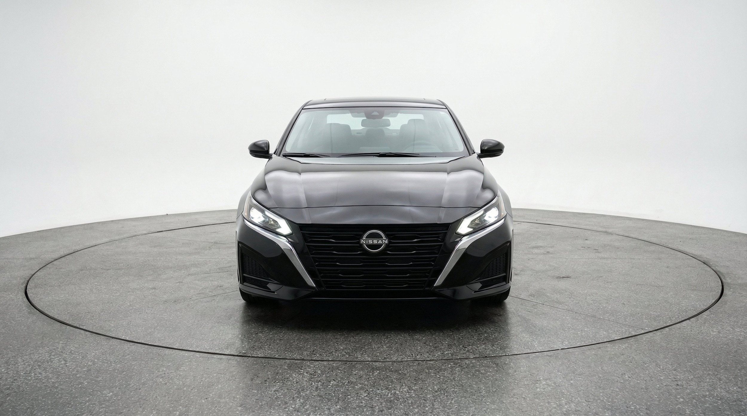 Thumbnail: 2025 Nissan Altima - 2