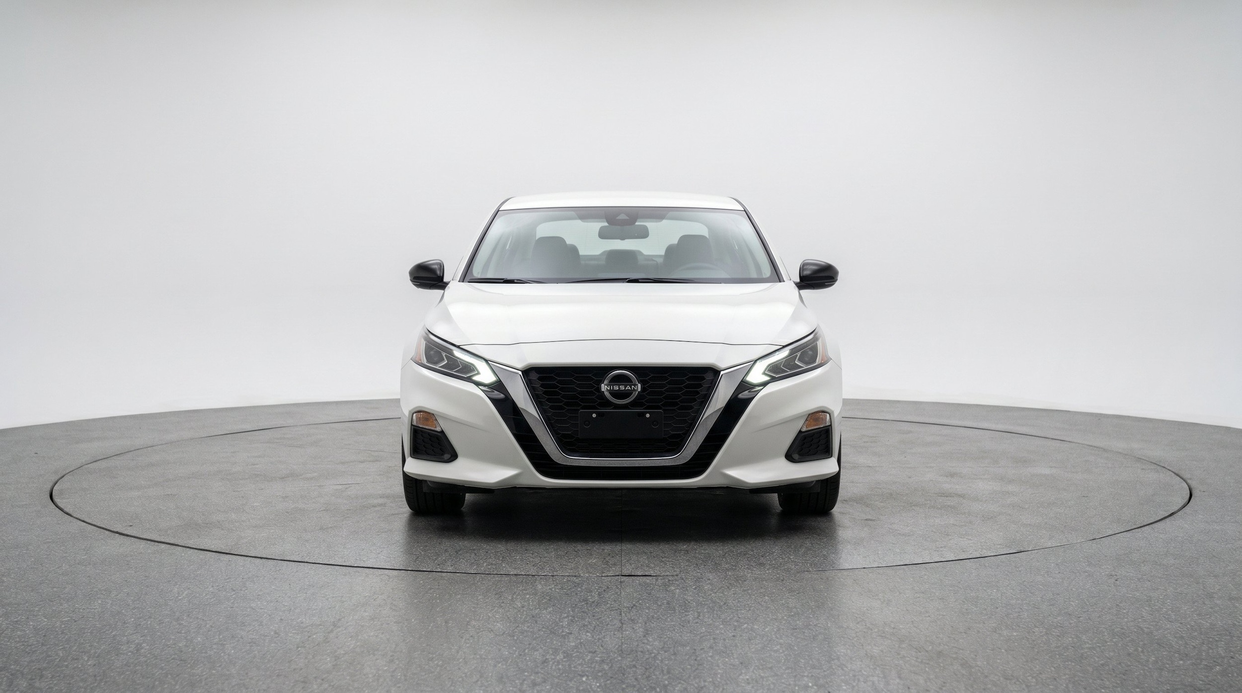 Thumbnail: 2025 Nissan Altima - 2