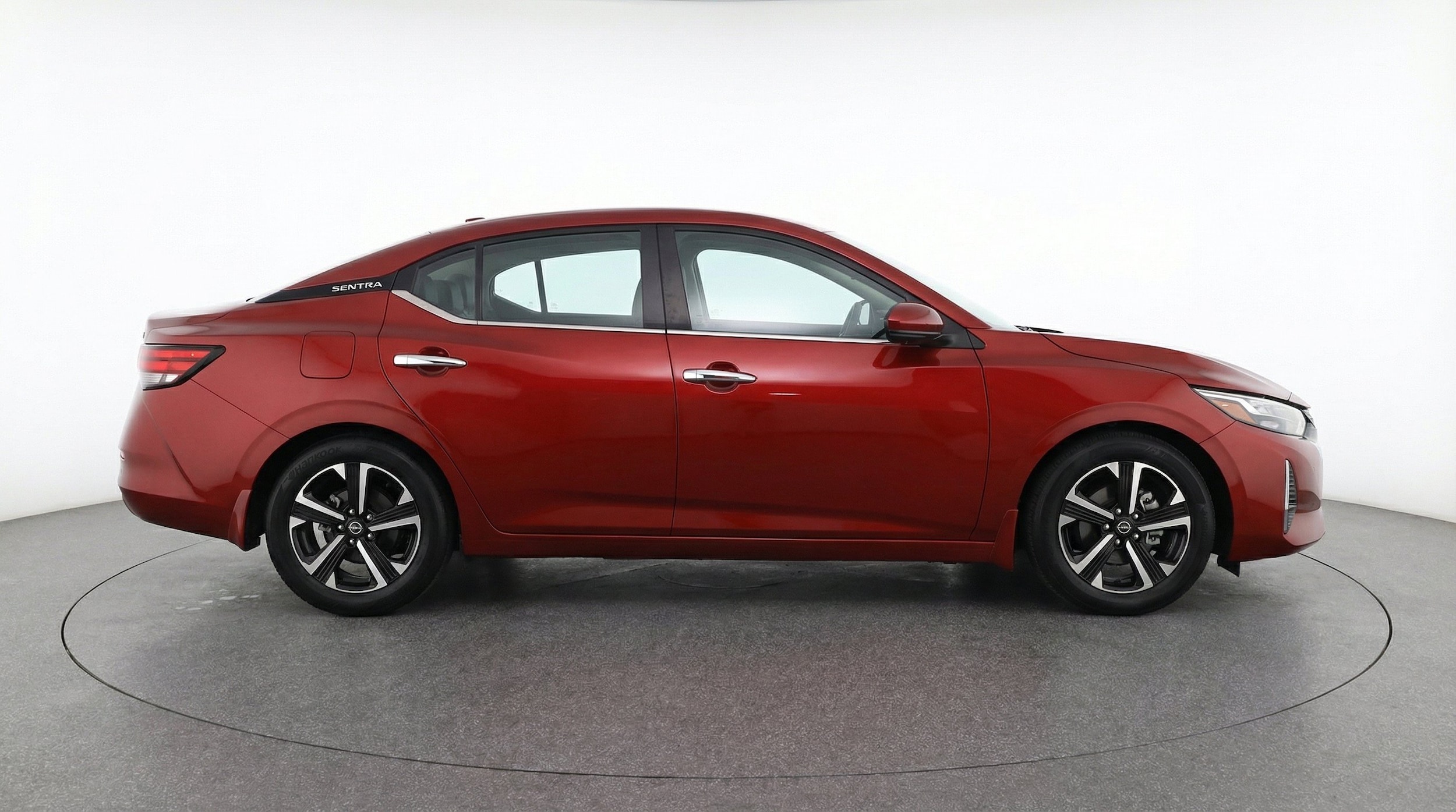 Thumbnail: 2025 Nissan Sentra - 11