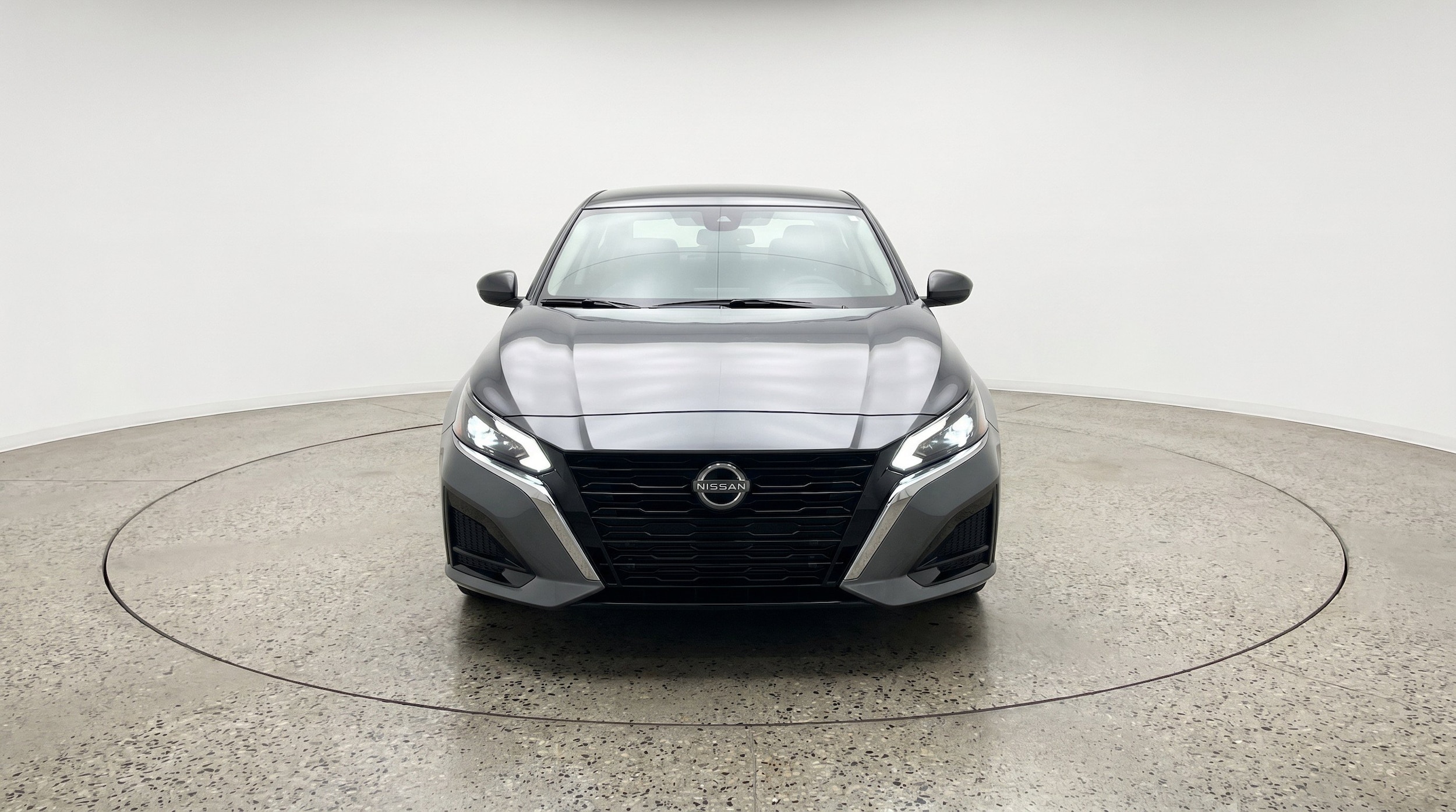 Thumbnail: 2025 Nissan Altima - 2