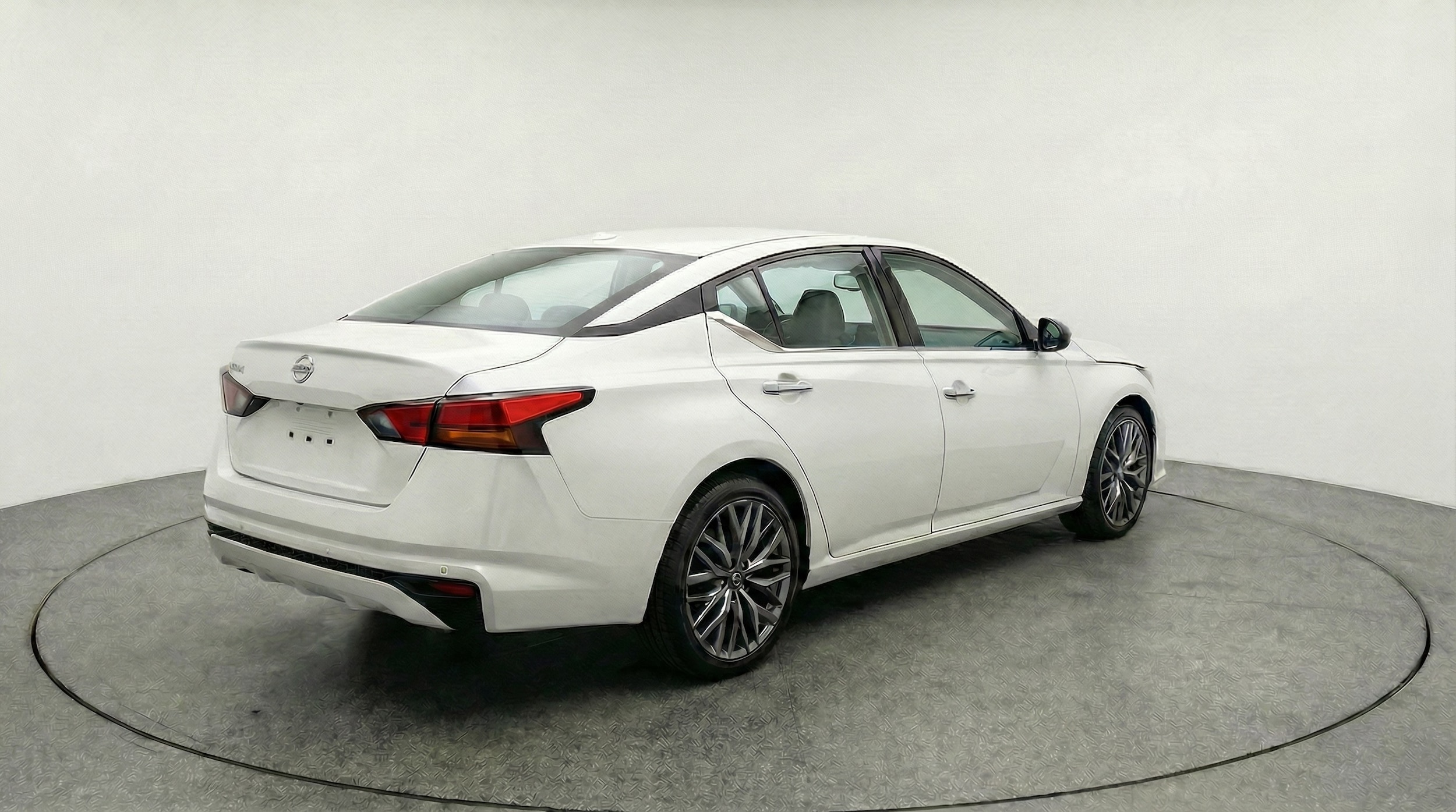 Thumbnail: 2025 Nissan Altima - 7