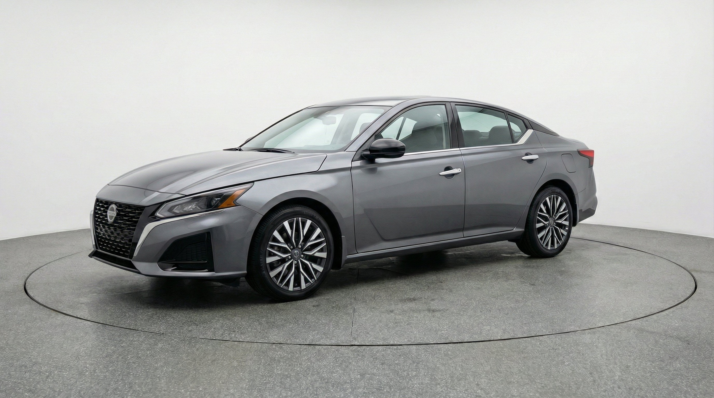 Thumbnail: 2025 Nissan Altima - 3