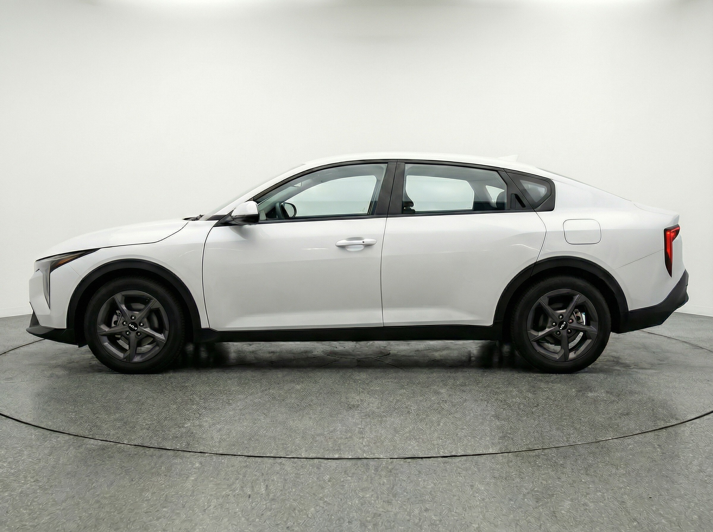 Thumbnail: 2025 Kia K4 - 4