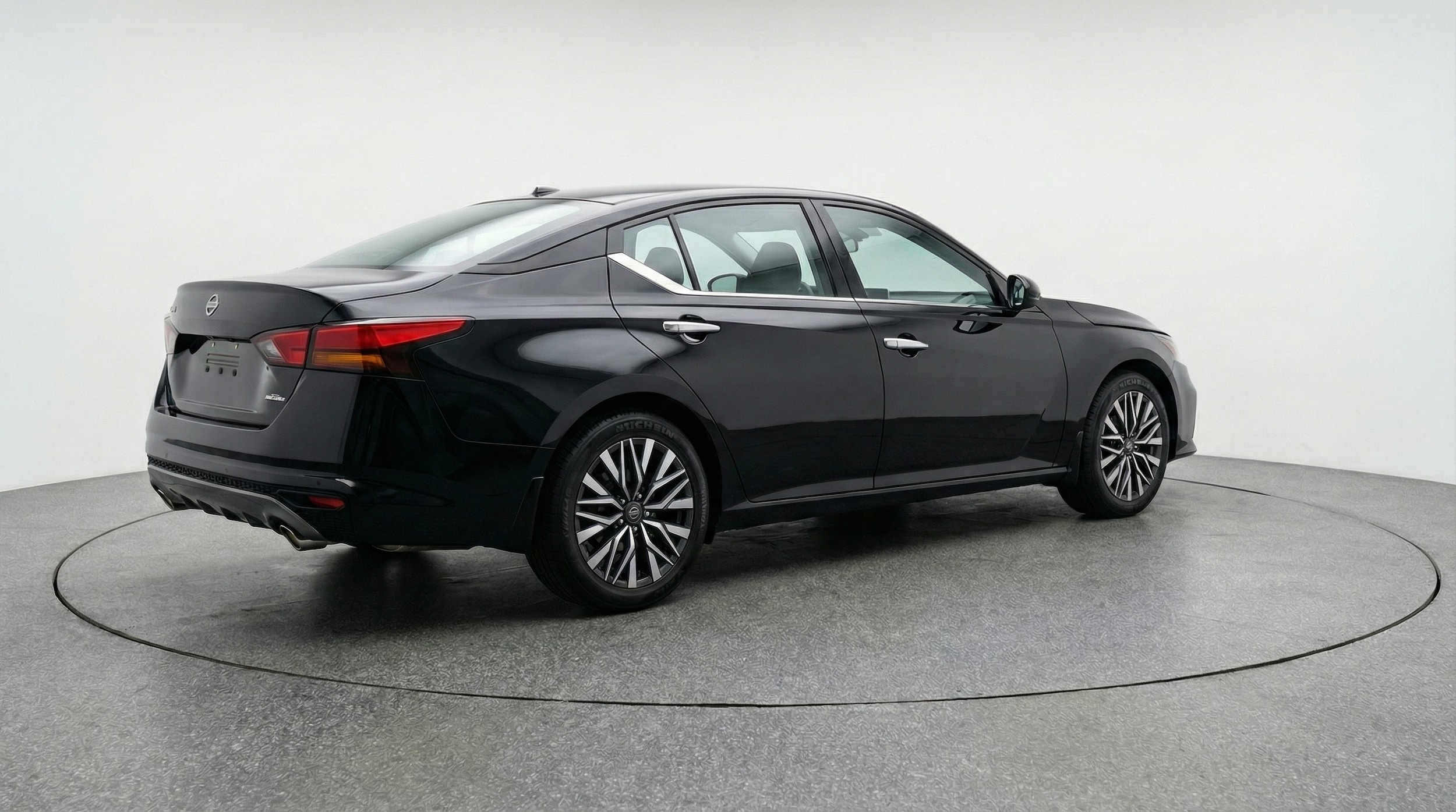 Thumbnail: 2025 Nissan Altima - 7