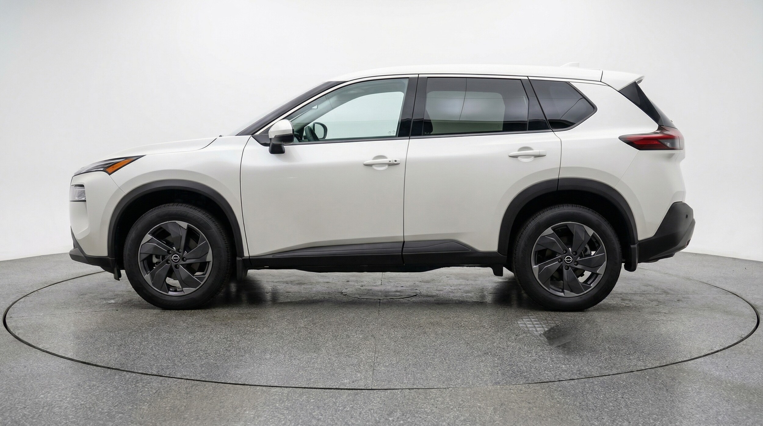 Thumbnail: 2025 Nissan Rogue - 4