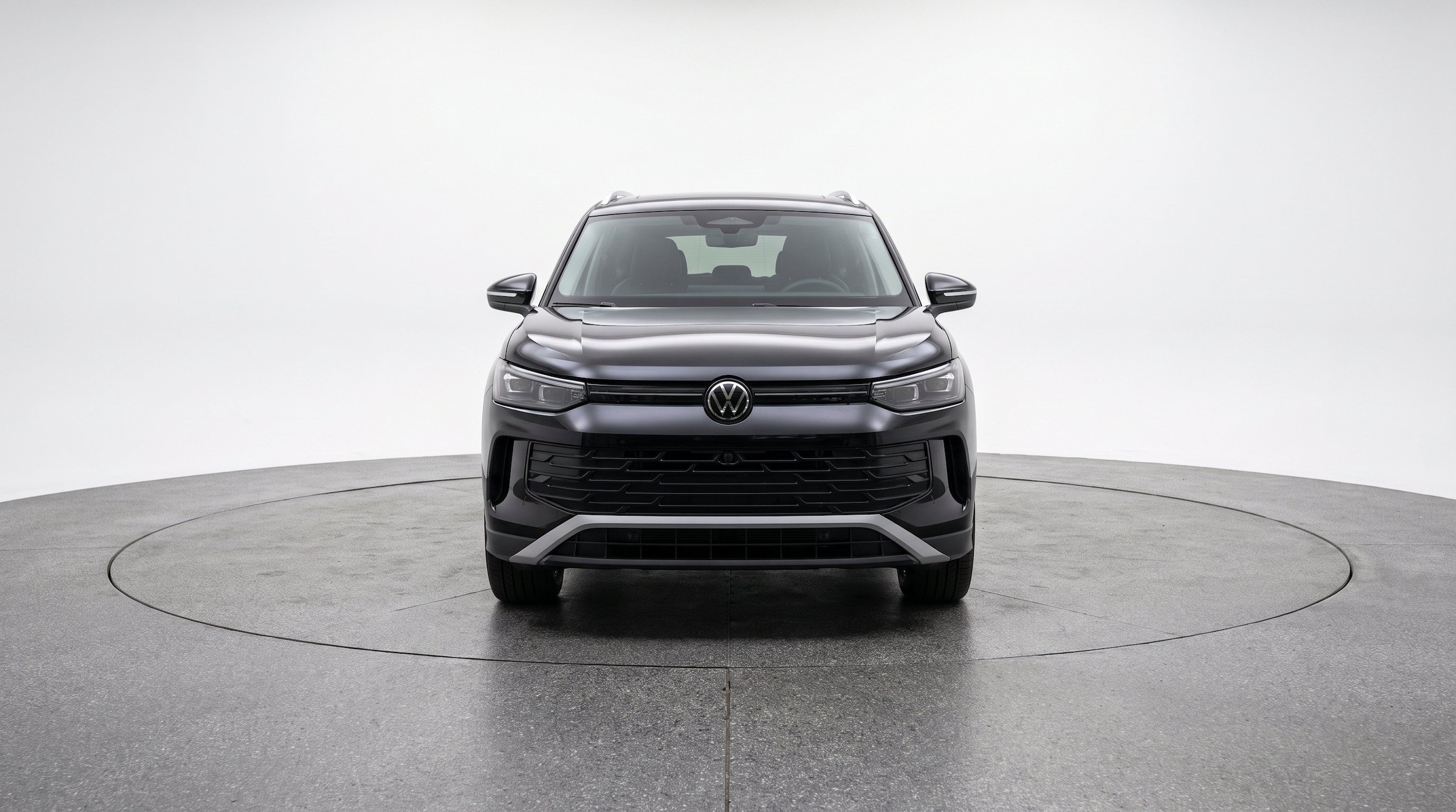 Thumbnail: 2026 Volkswagen Tiguan - 2