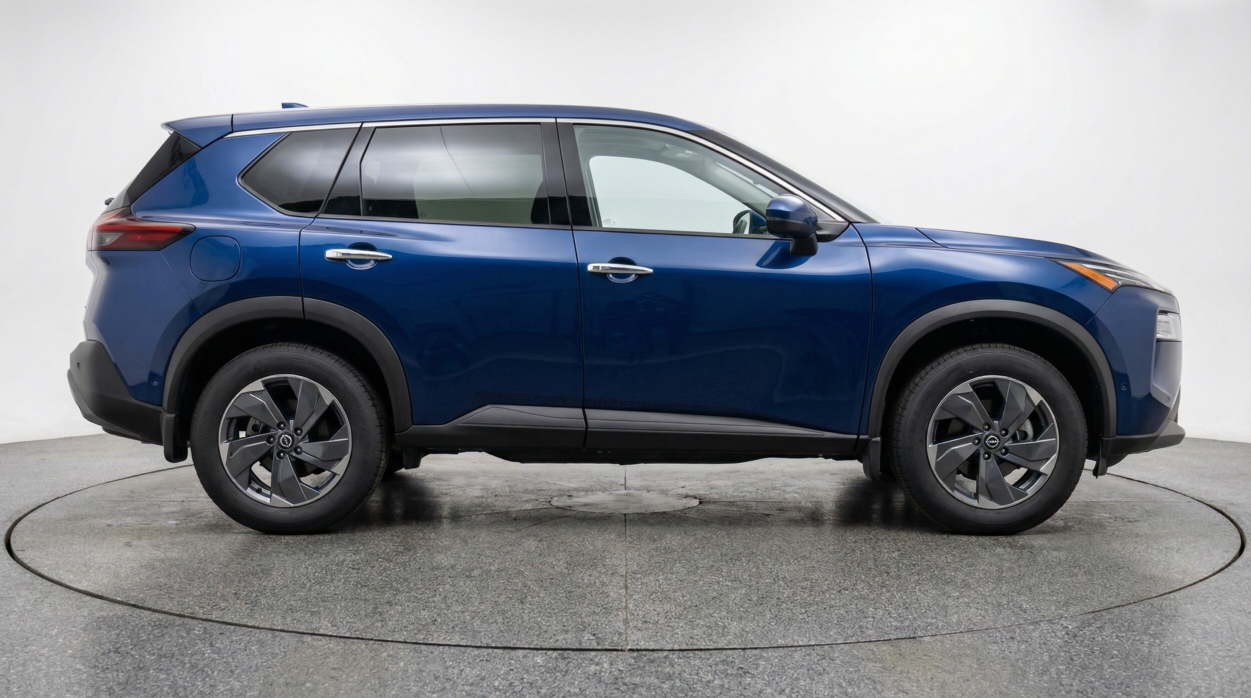 Thumbnail: 2025 Nissan Rogue - 8