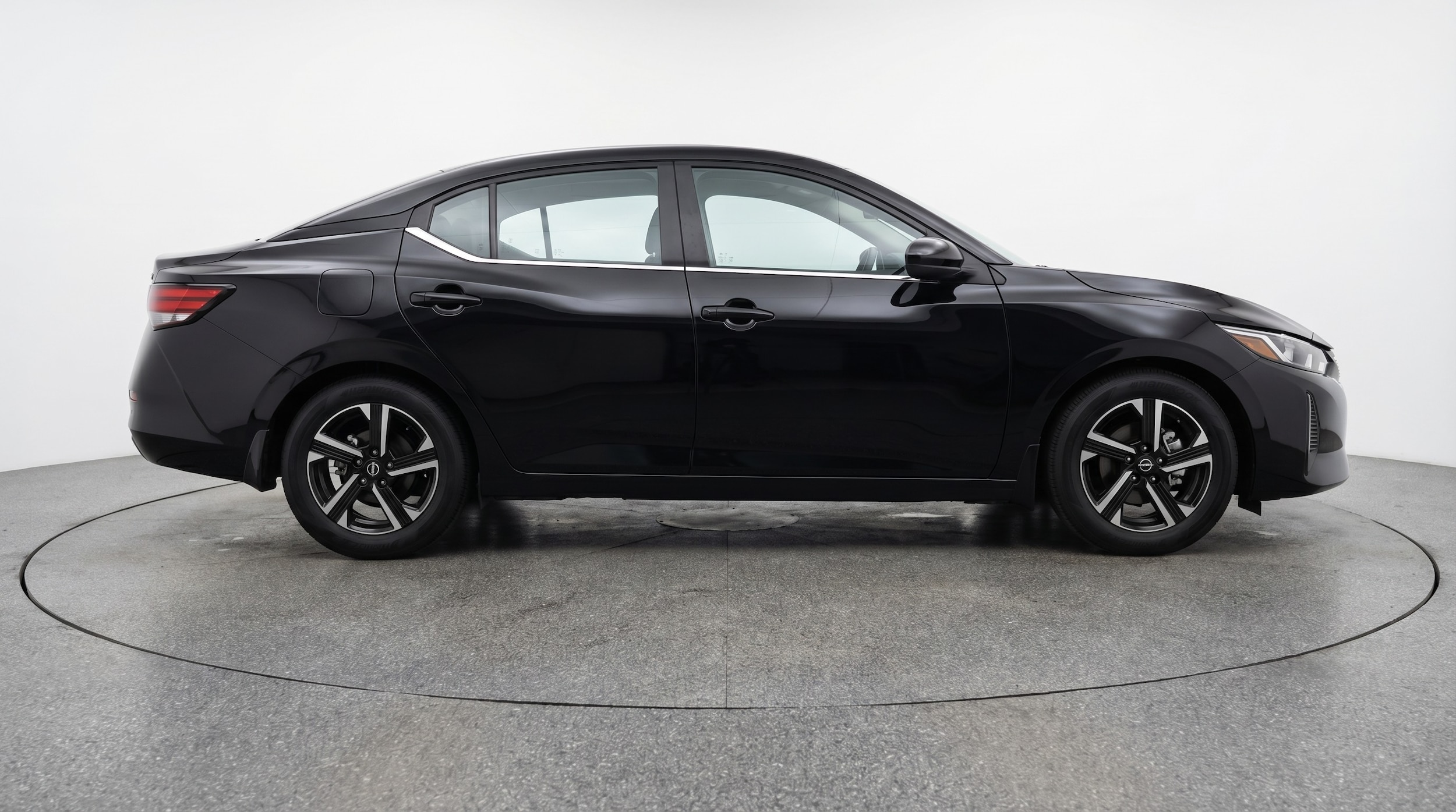 Thumbnail: 2025 Nissan Sentra - 8