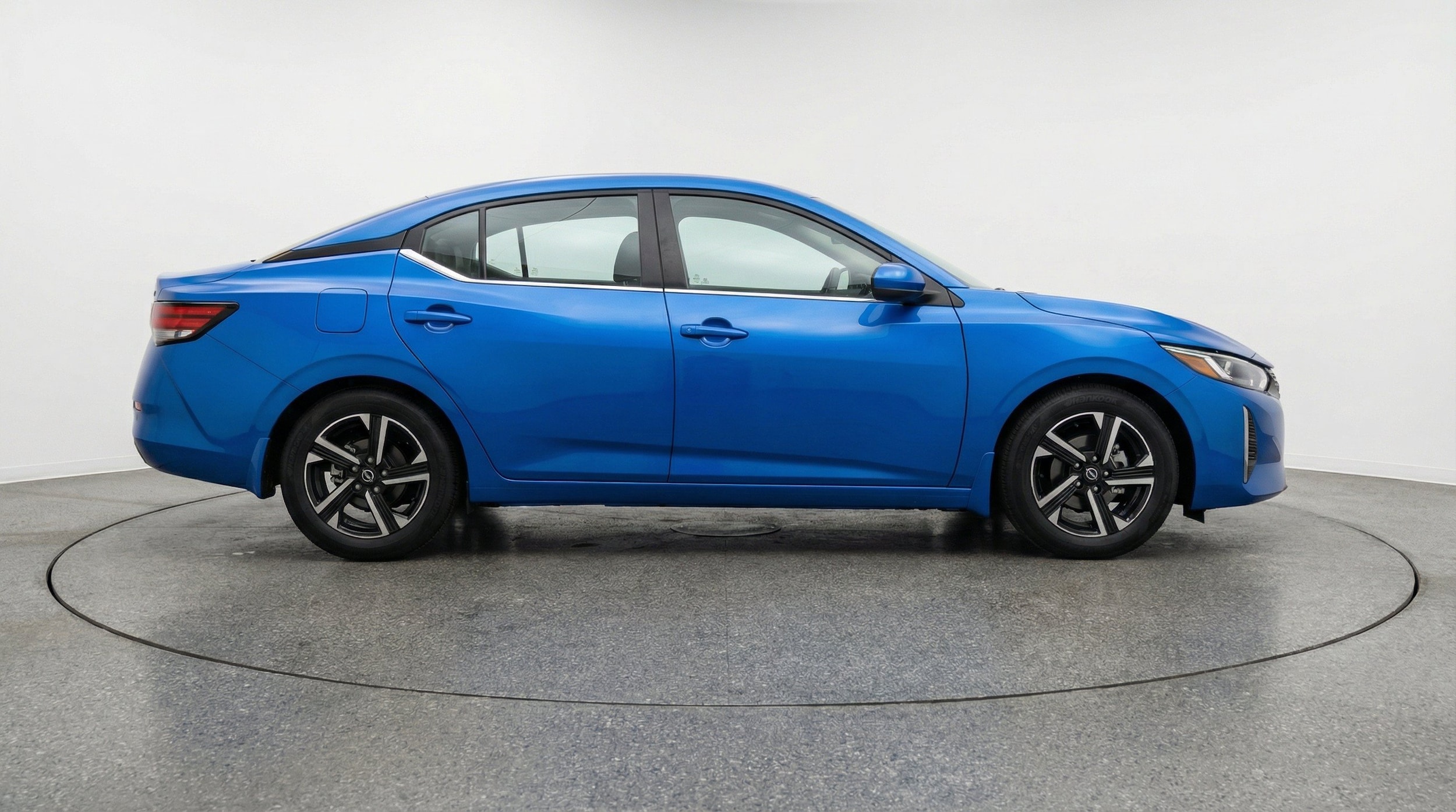 Thumbnail: 2025 Nissan Sentra - 11