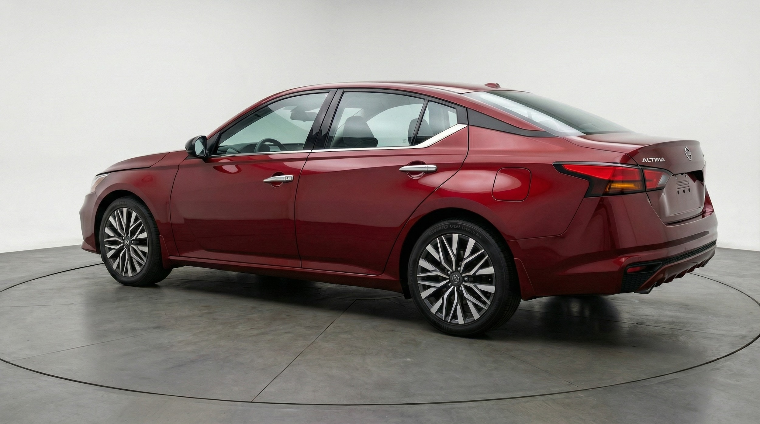 Thumbnail: 2025 Nissan Altima - 5