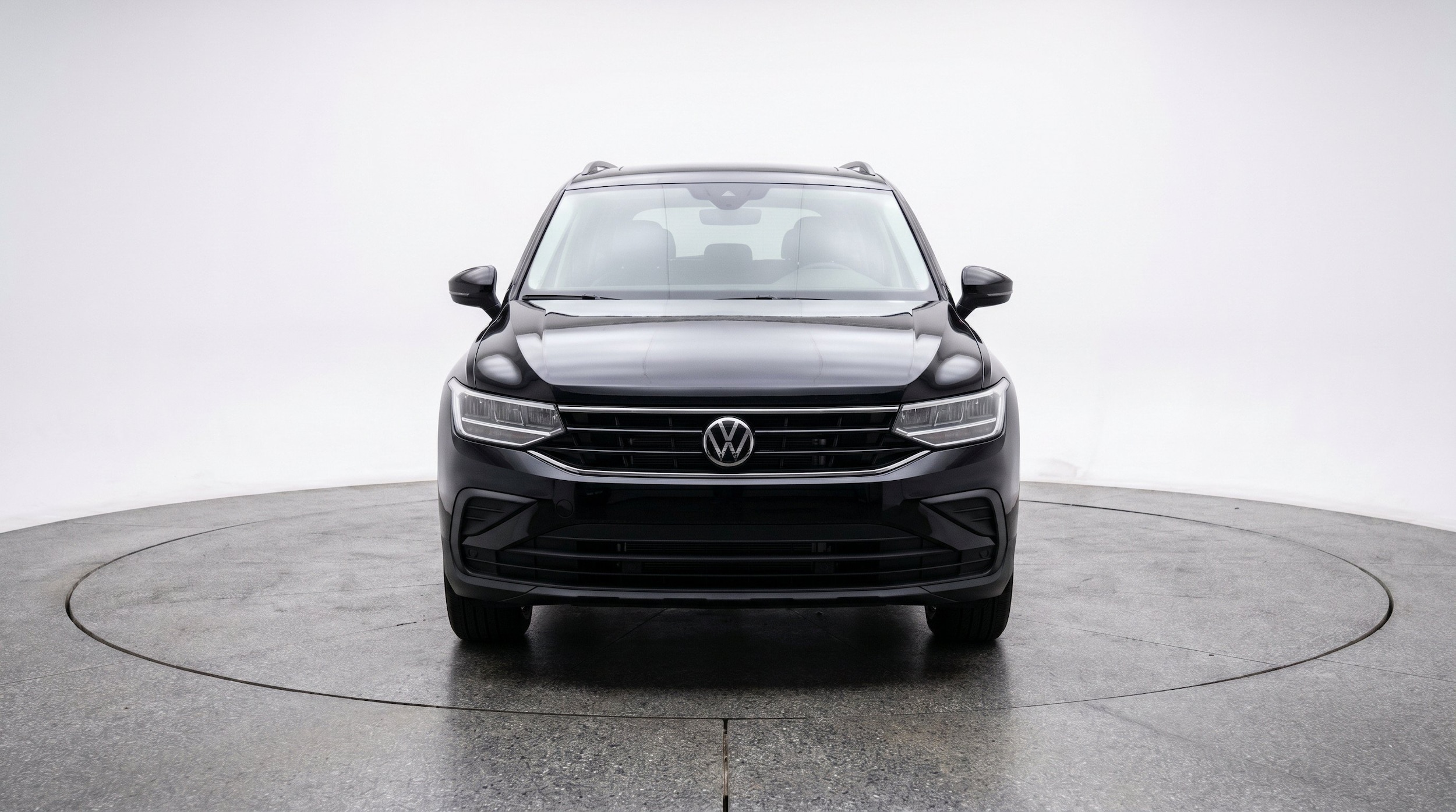 Thumbnail: 2026 Volkswagen Tiguan - 2