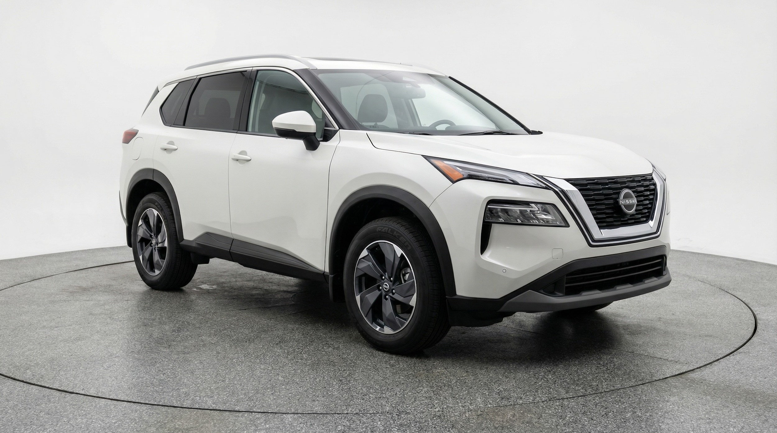 Thumbnail: 2025 Nissan Rogue - 1