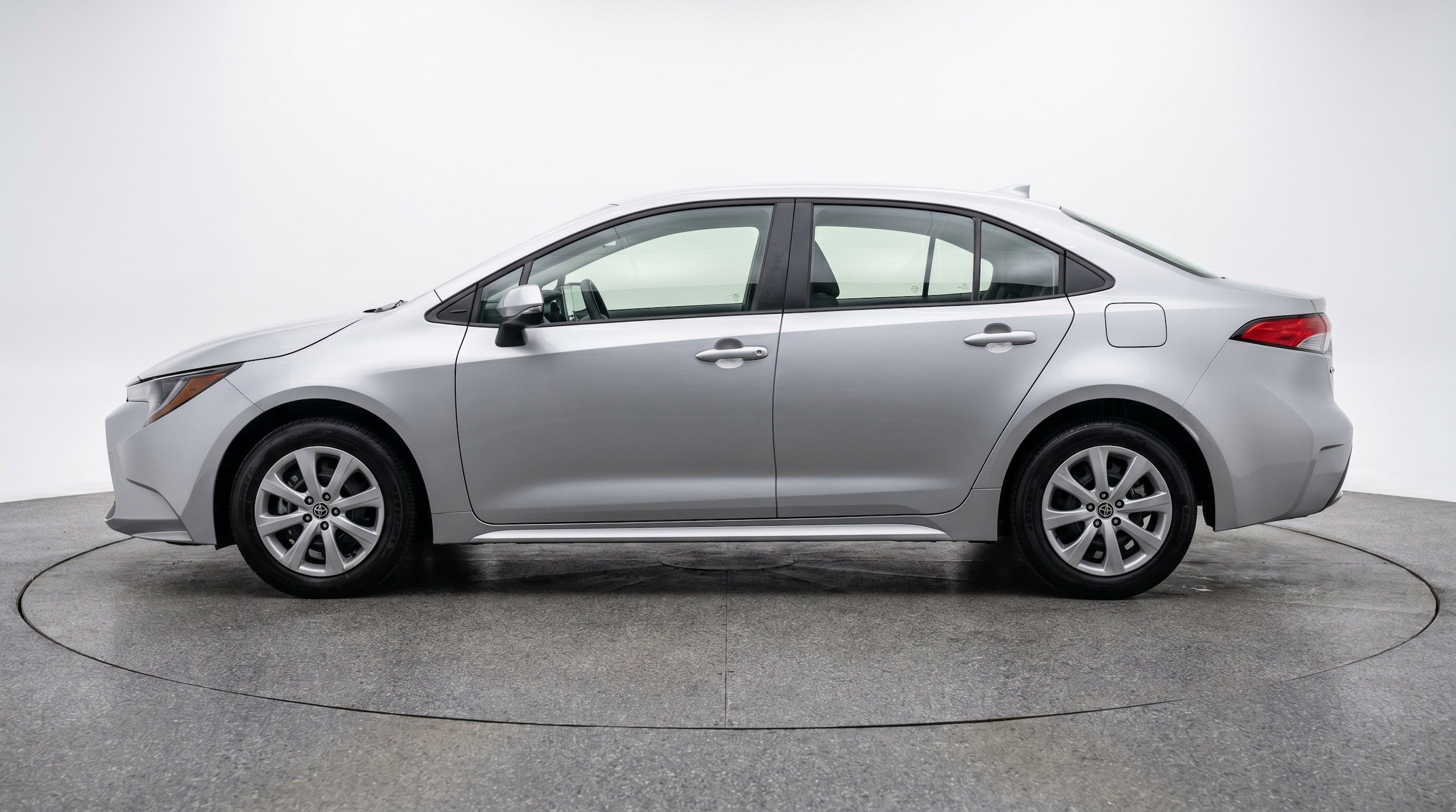 Thumbnail: 2025 Toyota Corolla - 5