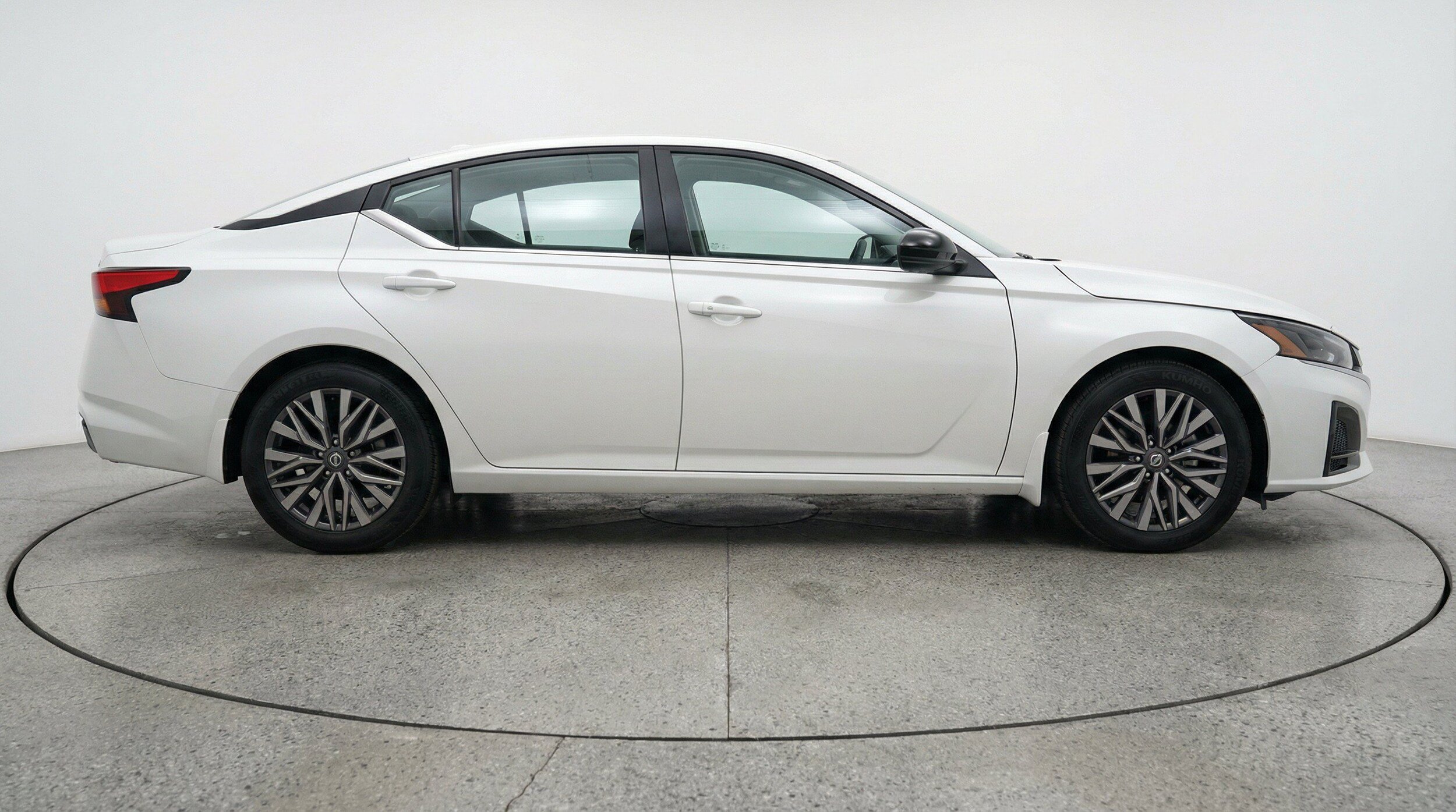 Thumbnail: 2025 Nissan Altima - 11