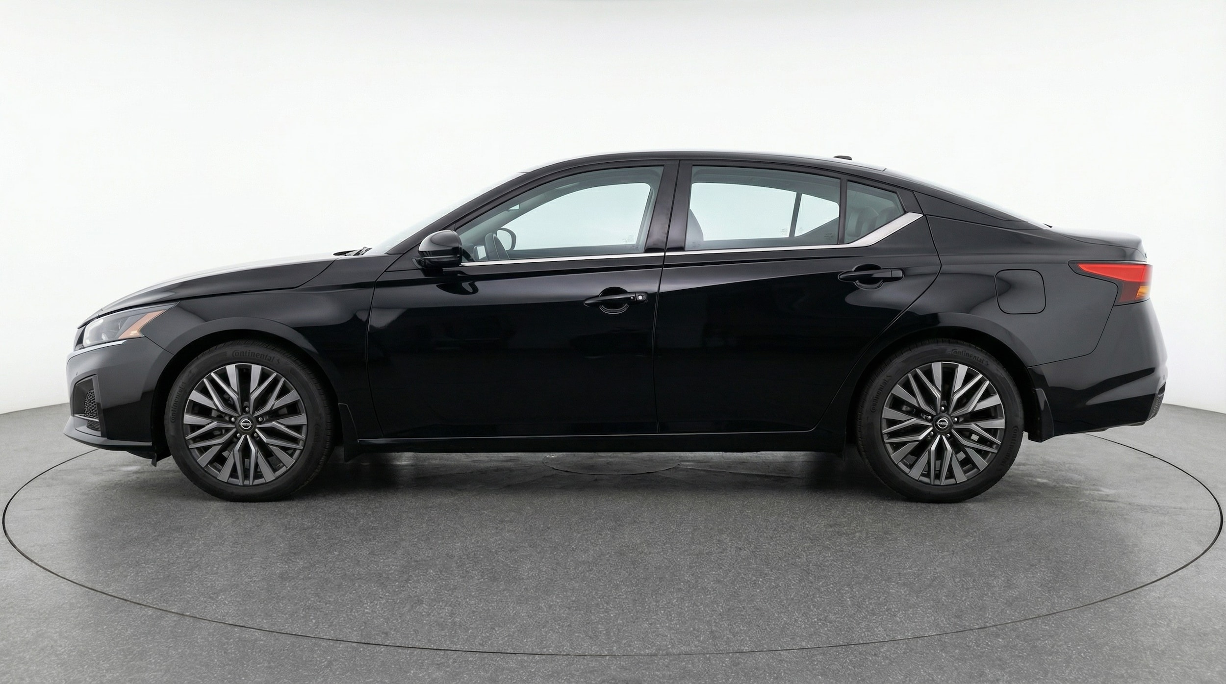 Thumbnail: 2025 Nissan Altima - 4