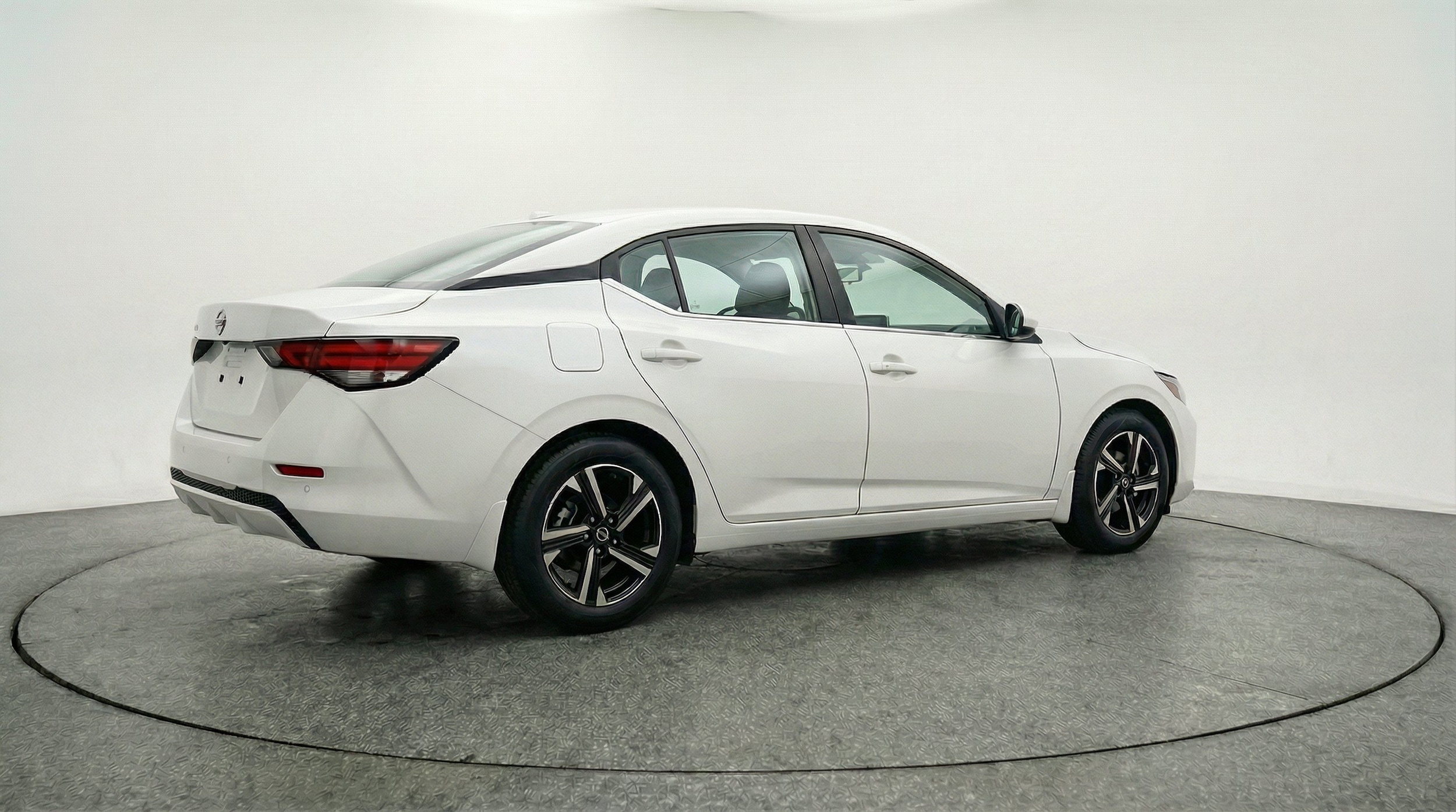 Thumbnail: 2025 Nissan Sentra - 9