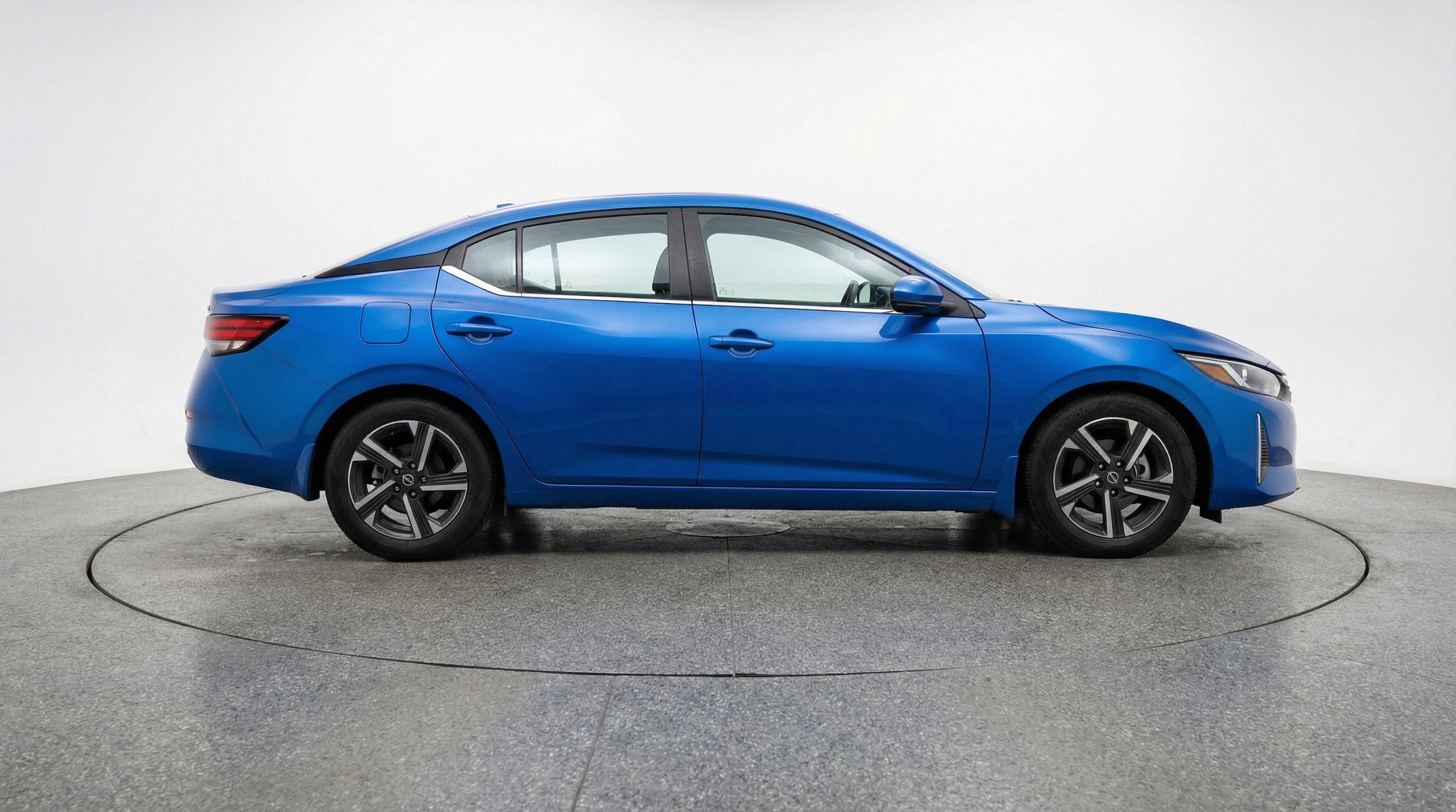 Thumbnail: 2025 Nissan Sentra - 11