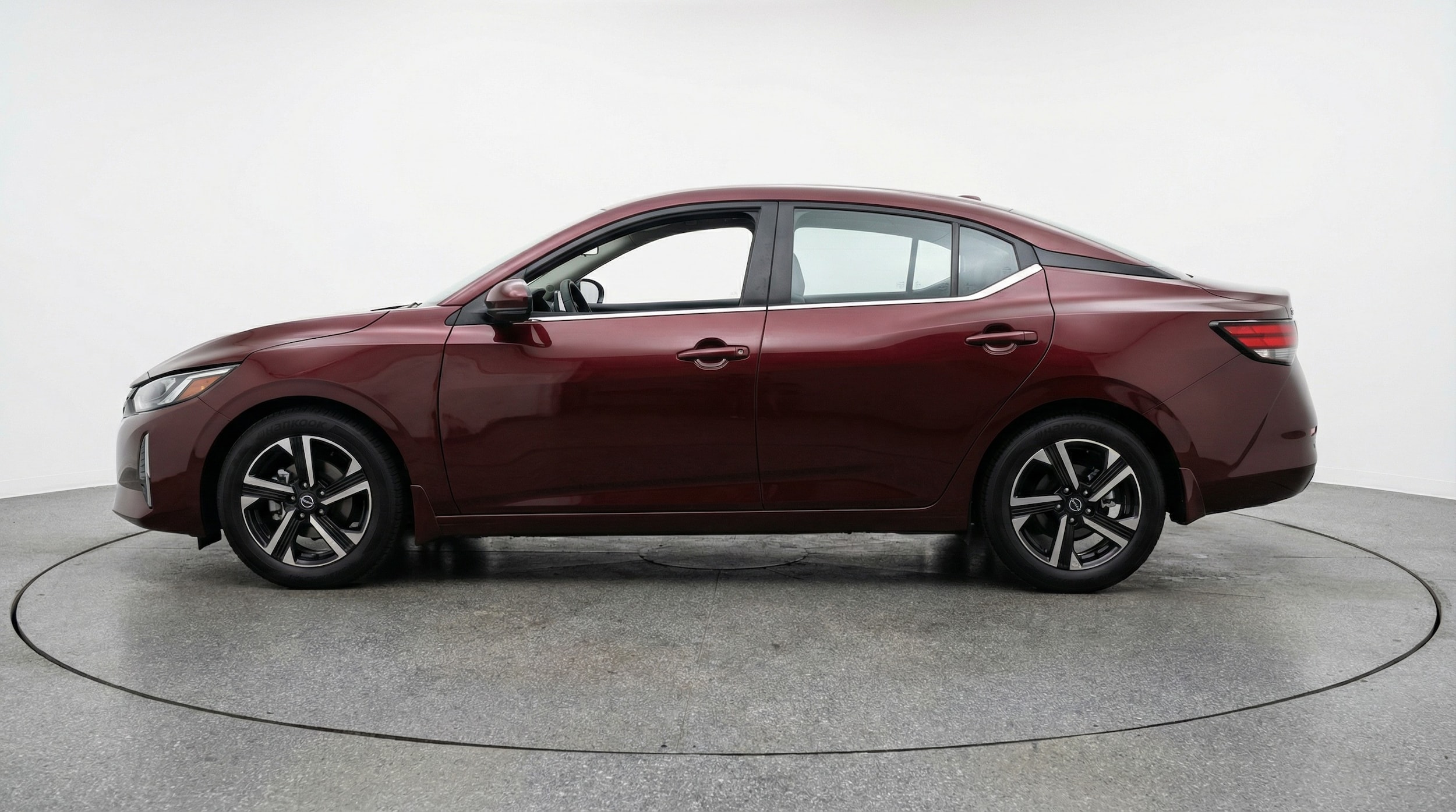 Thumbnail: 2025 Nissan Sentra - 4