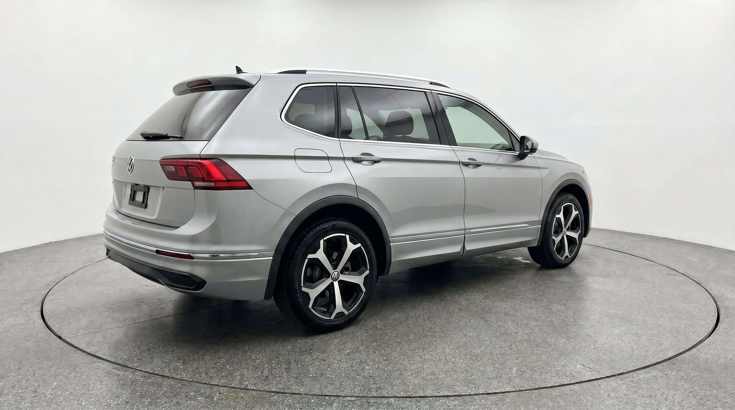 Thumbnail: 2026 Volkswagen Tiguan - 9