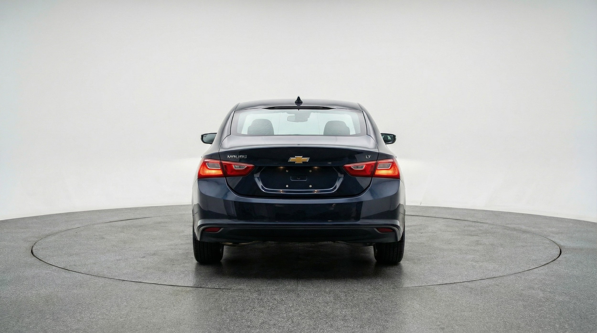Thumbnail: 2023 Chevrolet Malibu - 6