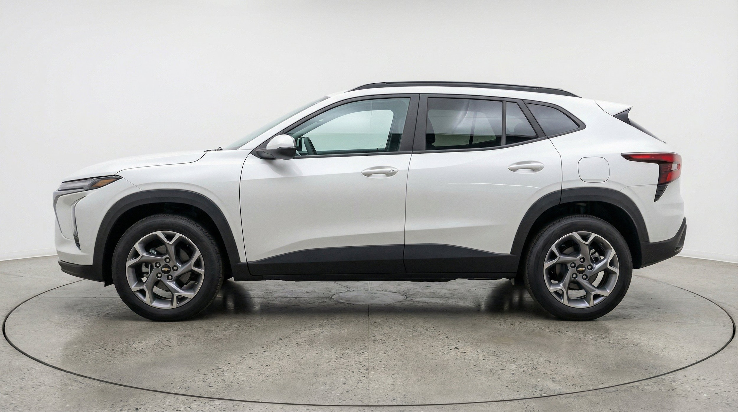 Thumbnail: 2025 Chevrolet Trax - 5