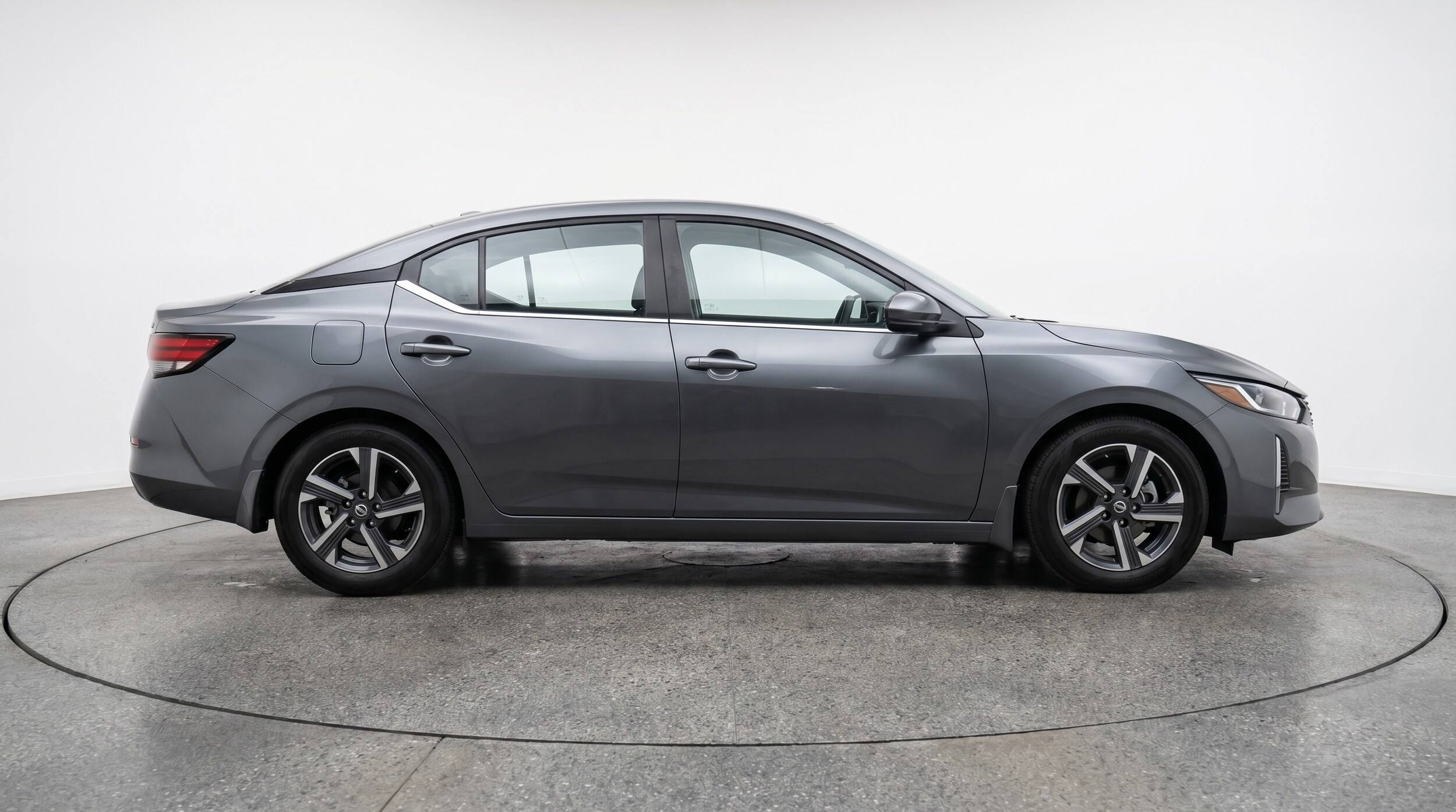 Thumbnail: 2025 Nissan Sentra - 8