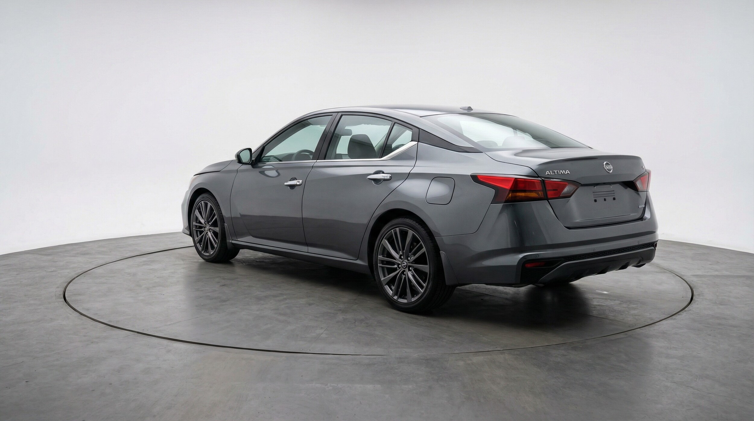 Thumbnail: 2025 Nissan Altima - 5