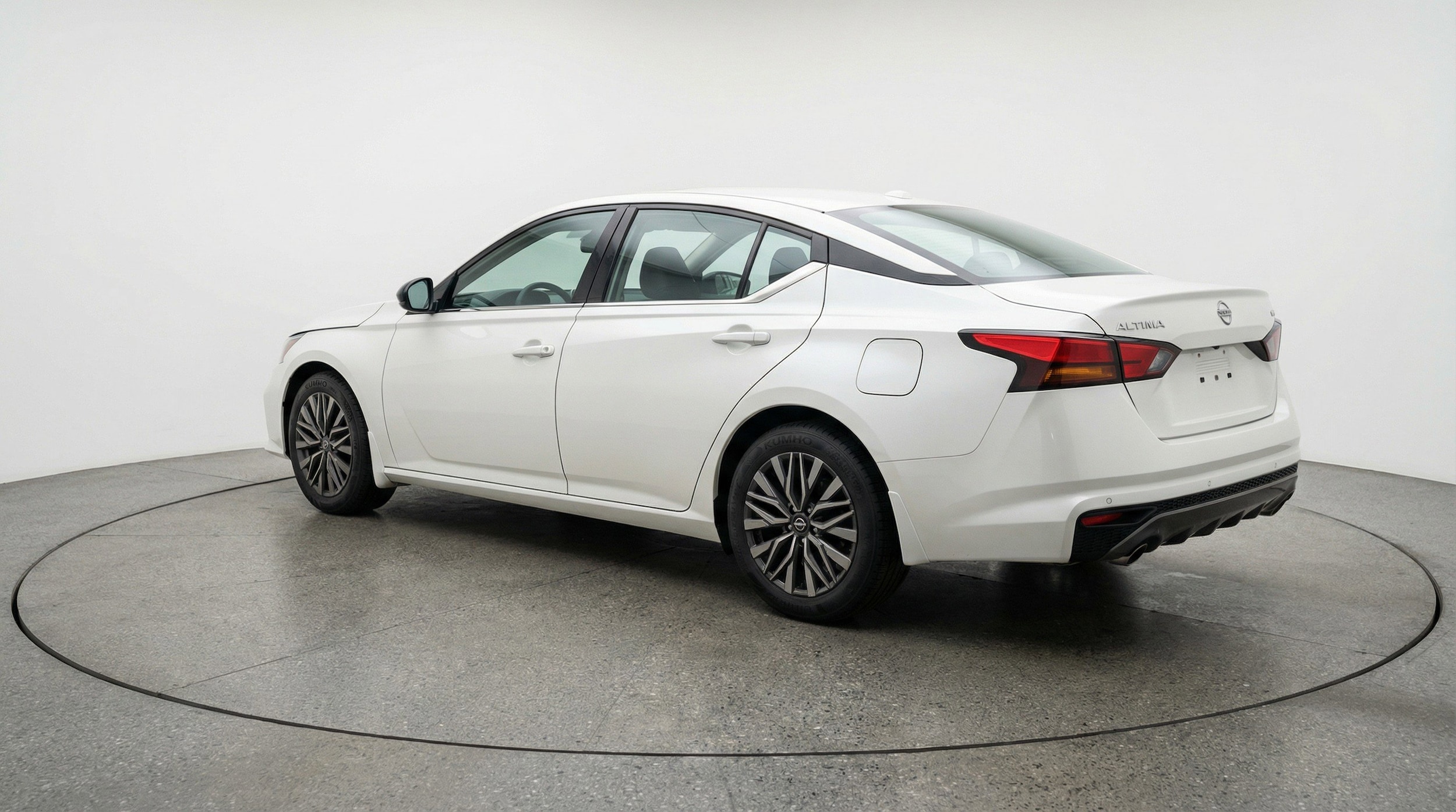 Thumbnail: 2025 Nissan Altima - 6