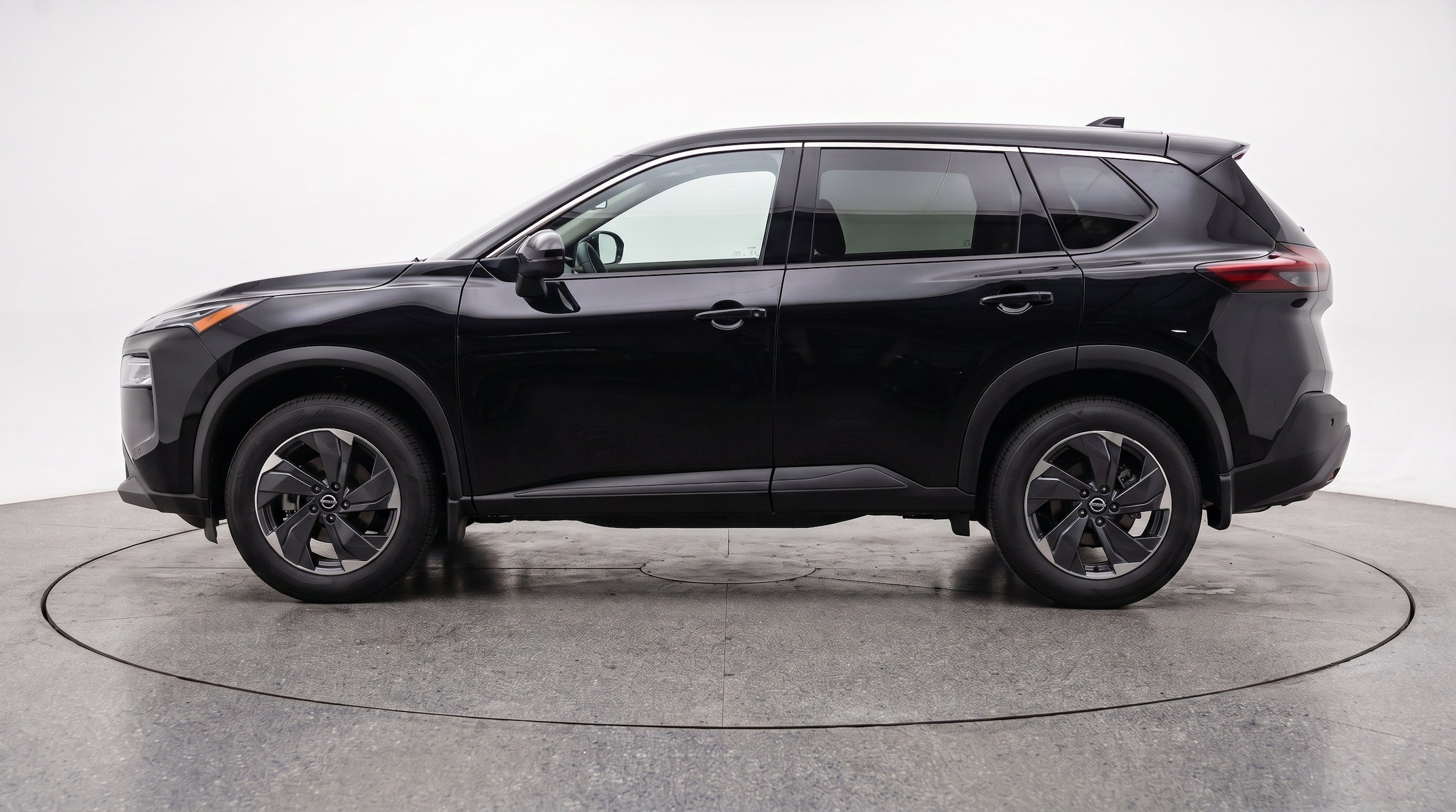 Thumbnail: 2025 Nissan Rogue - 5