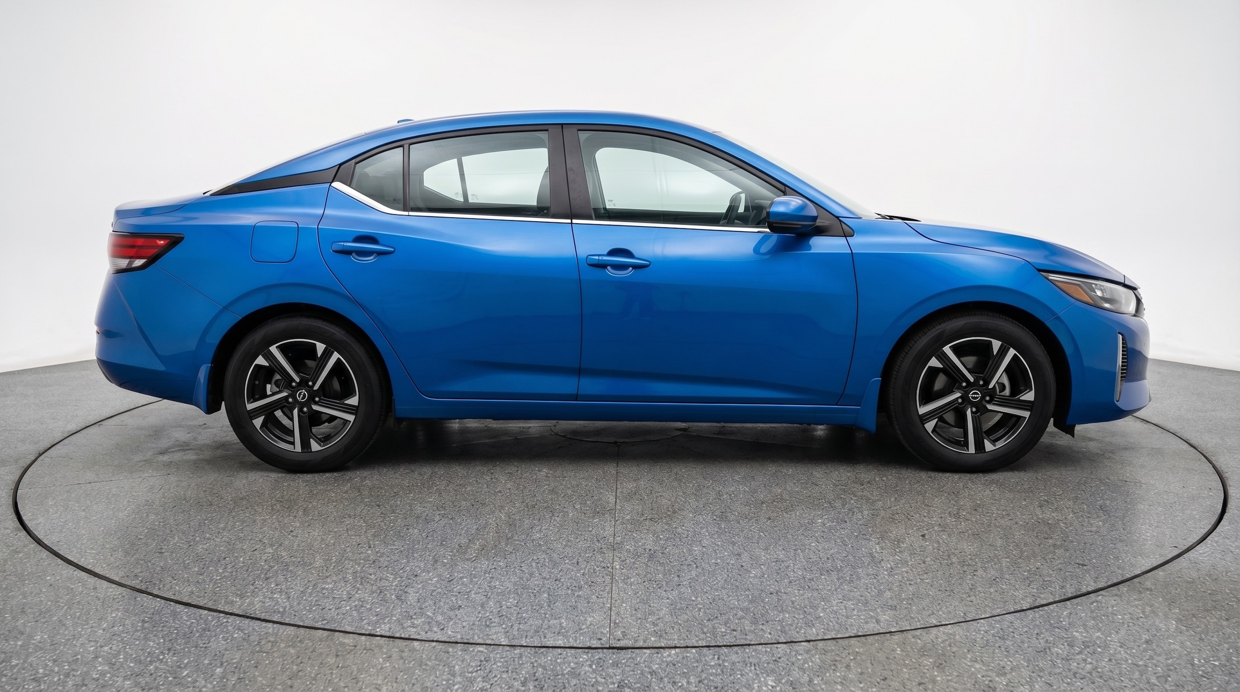 Thumbnail: 2025 Nissan Sentra - 8
