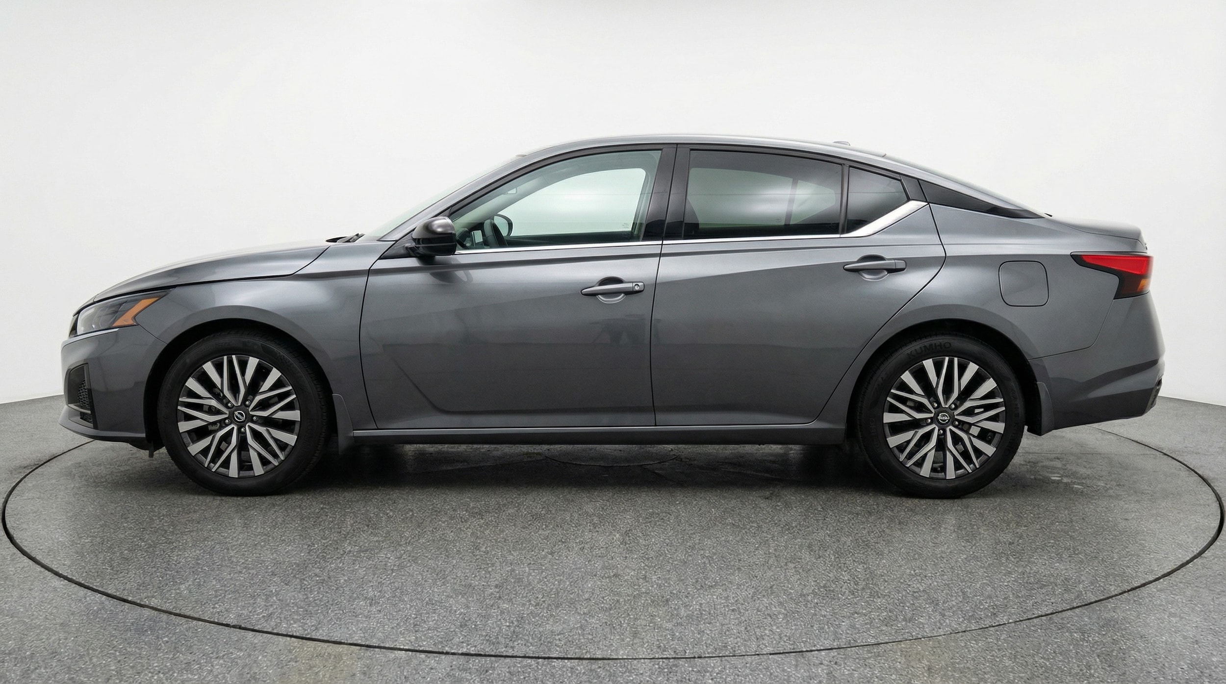 Thumbnail: 2025 Nissan Altima - 4