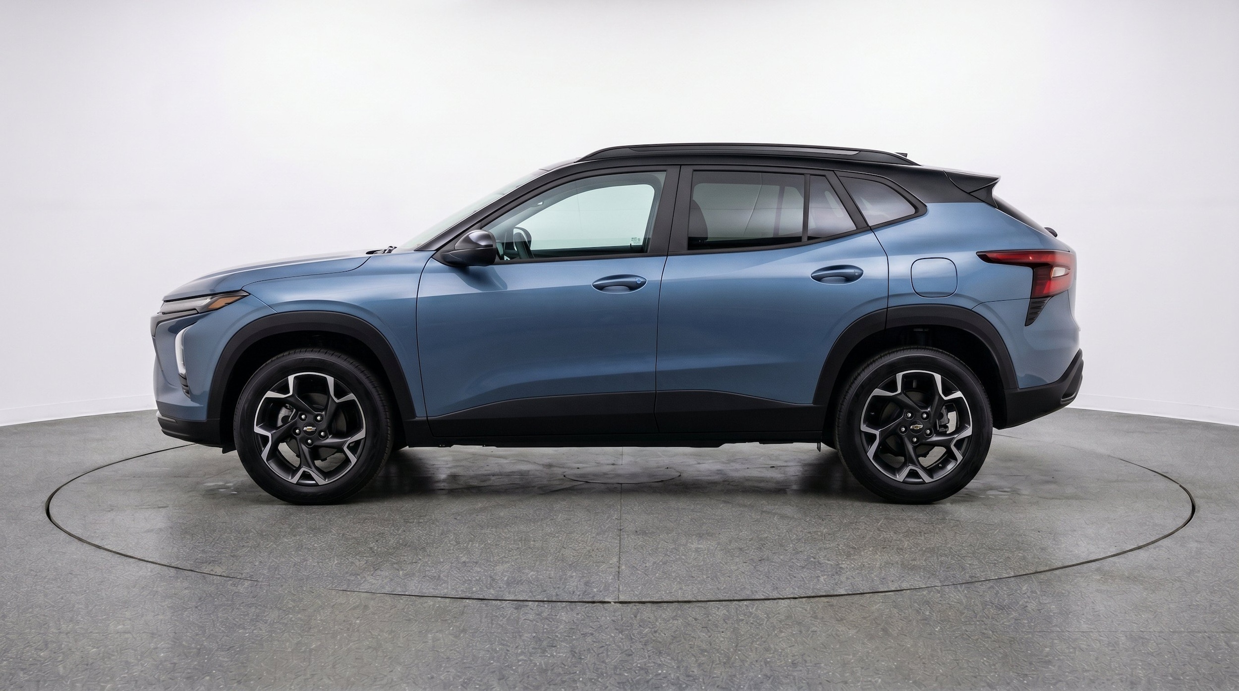 Thumbnail: 2025 Chevrolet Trax - 5