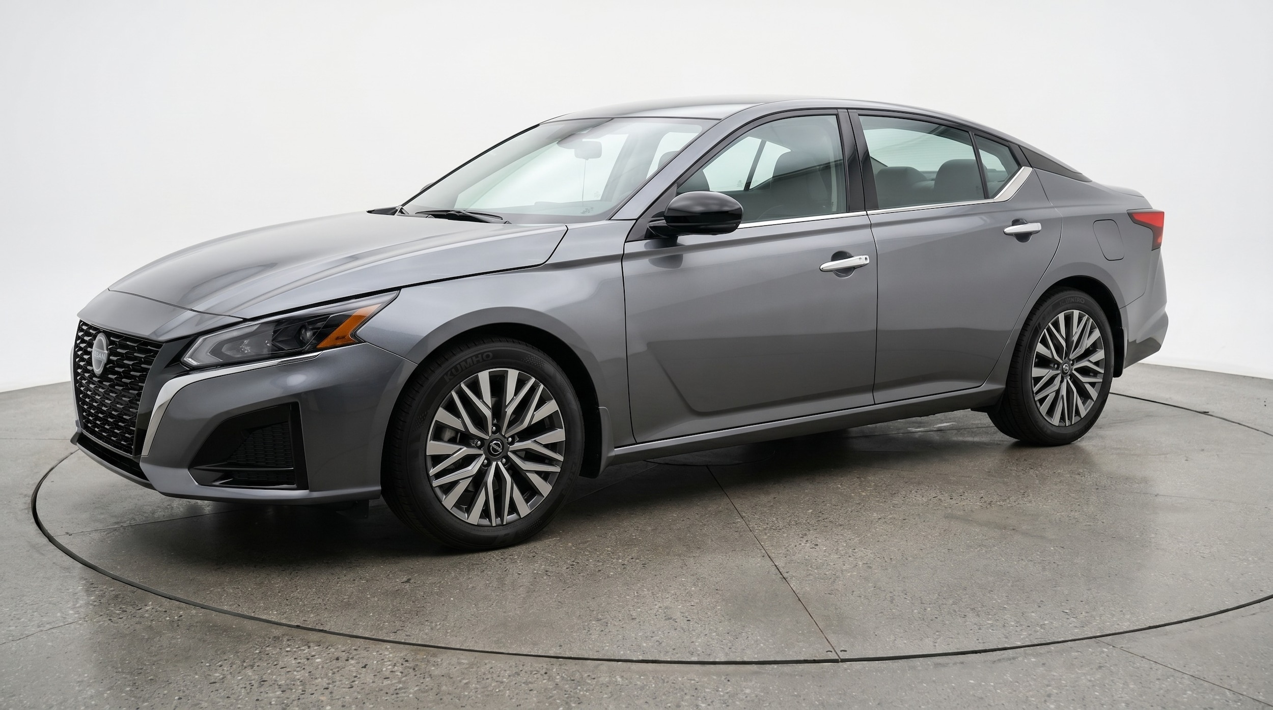 Thumbnail: 2025 Nissan Altima - 3