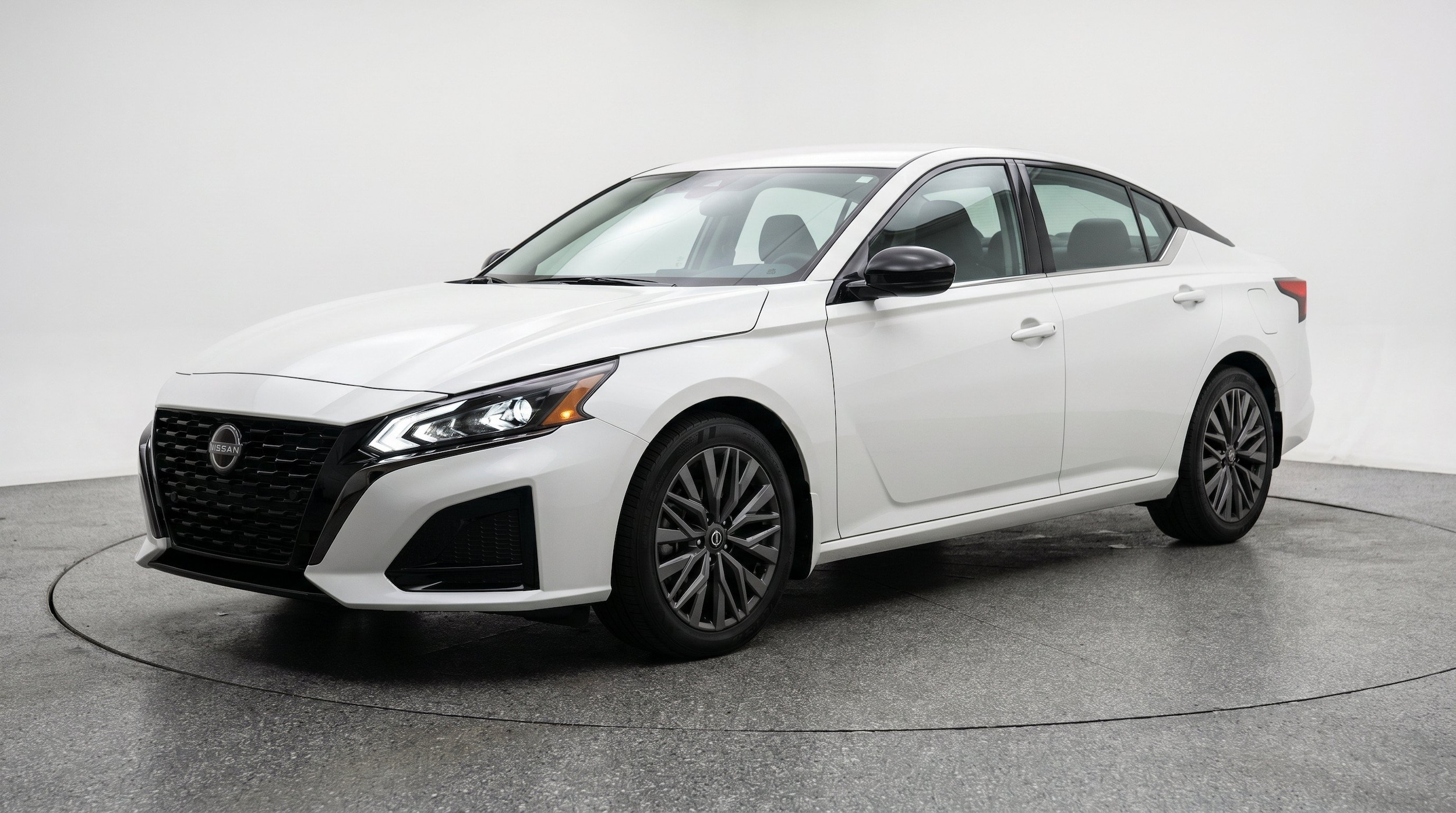 Thumbnail: 2026 Nissan Altima - 3