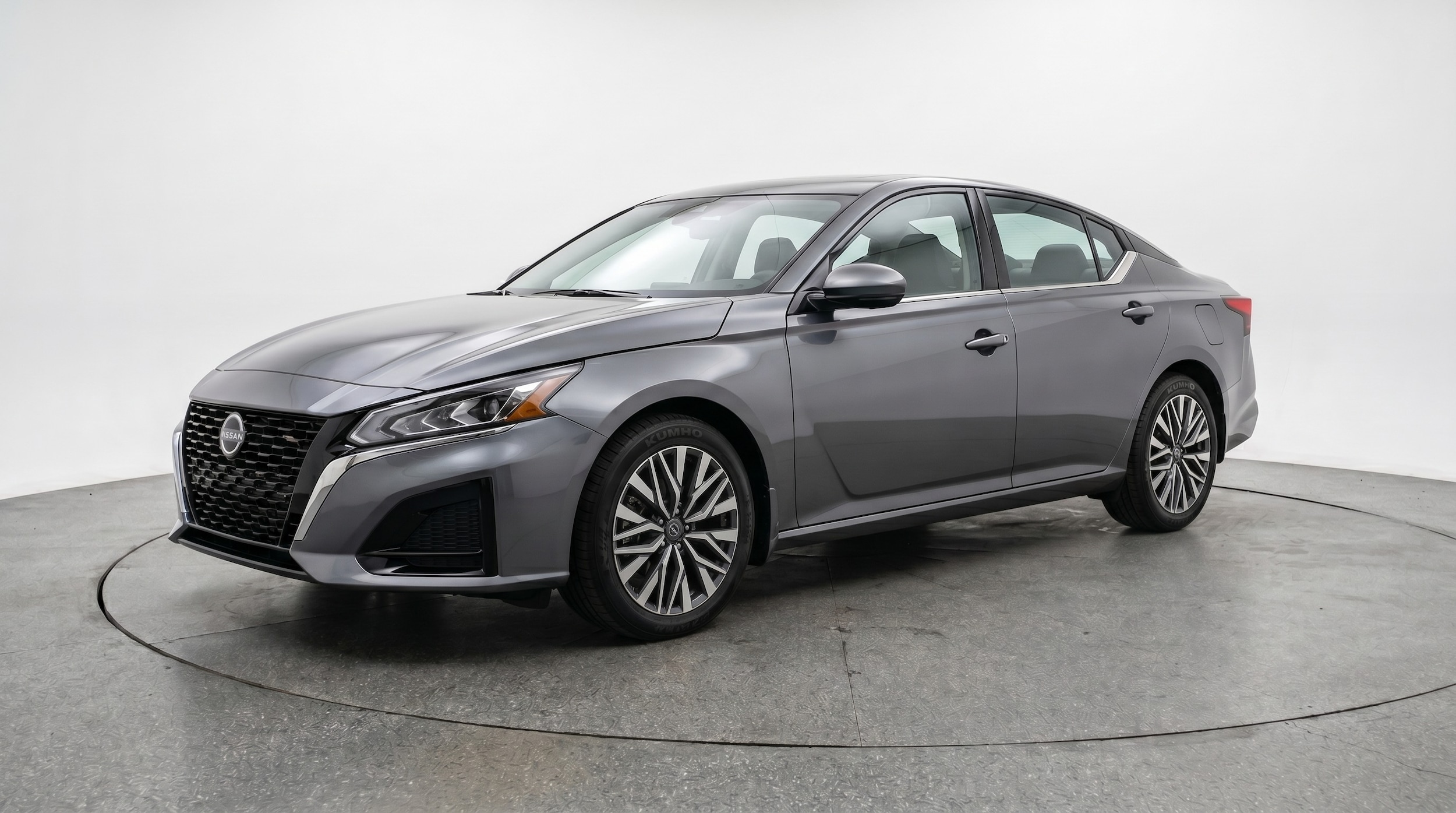 Thumbnail: 2025 Nissan Altima - 3