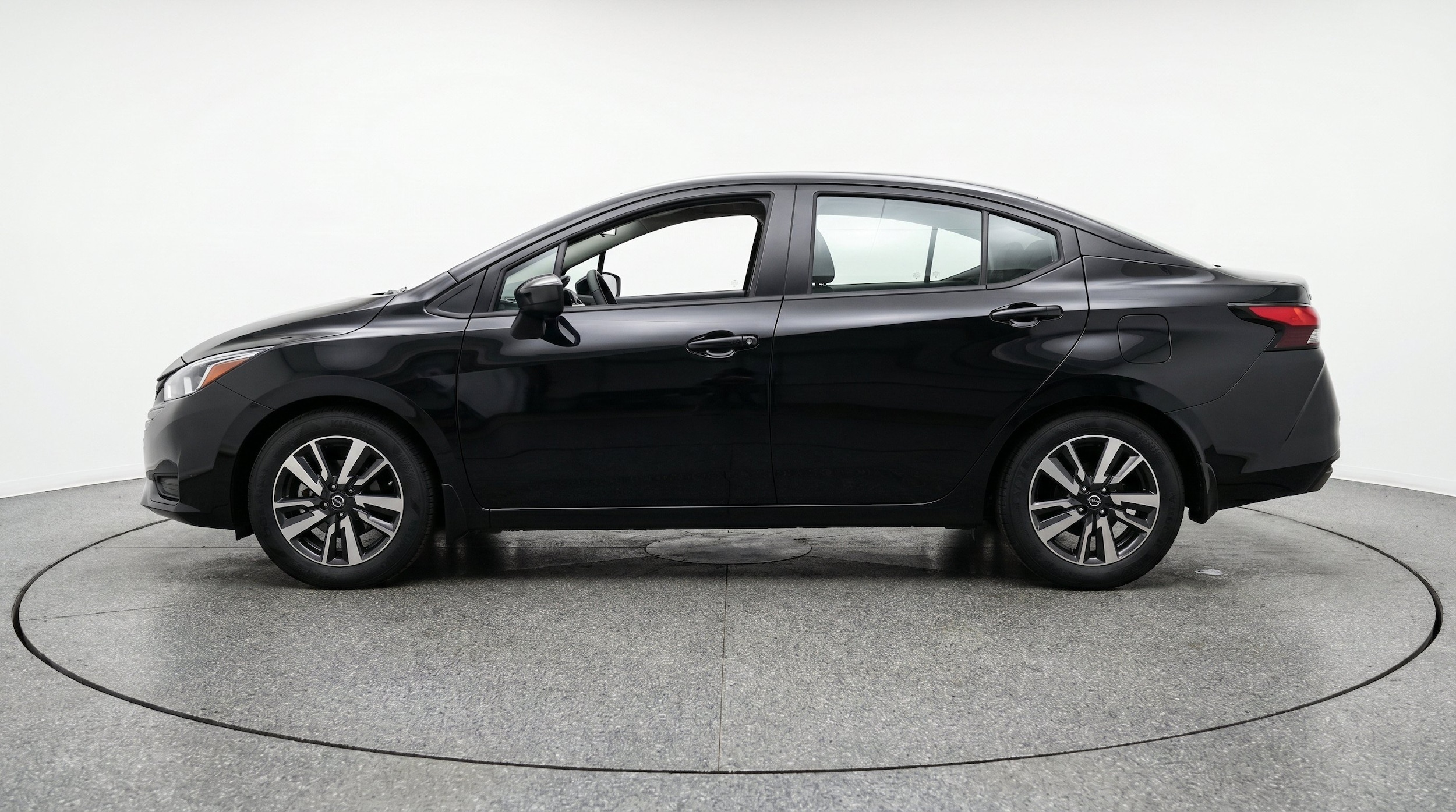 Thumbnail: 2025 Nissan Versa - 5
