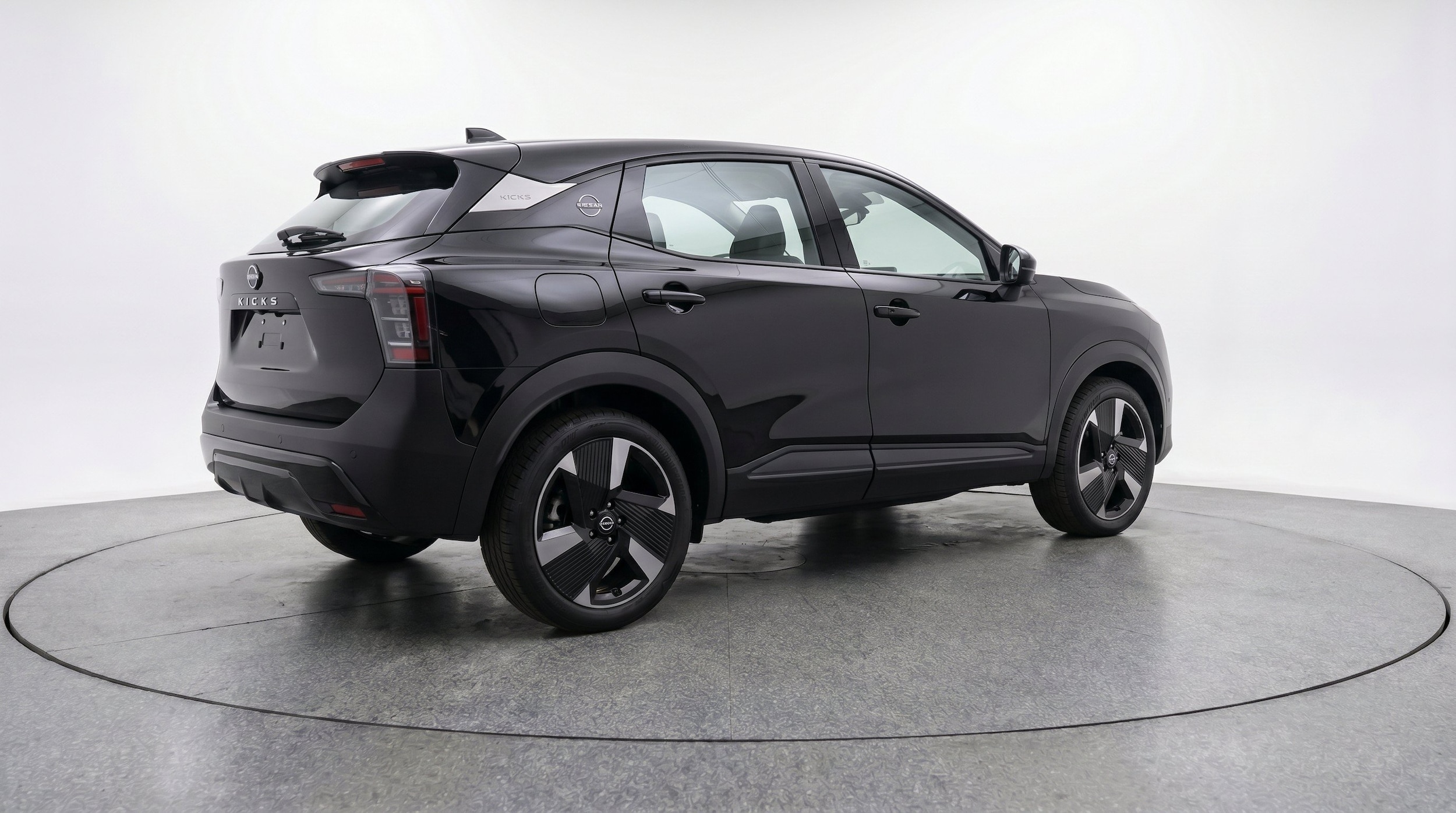 Thumbnail: 2026 Nissan Kicks - 9