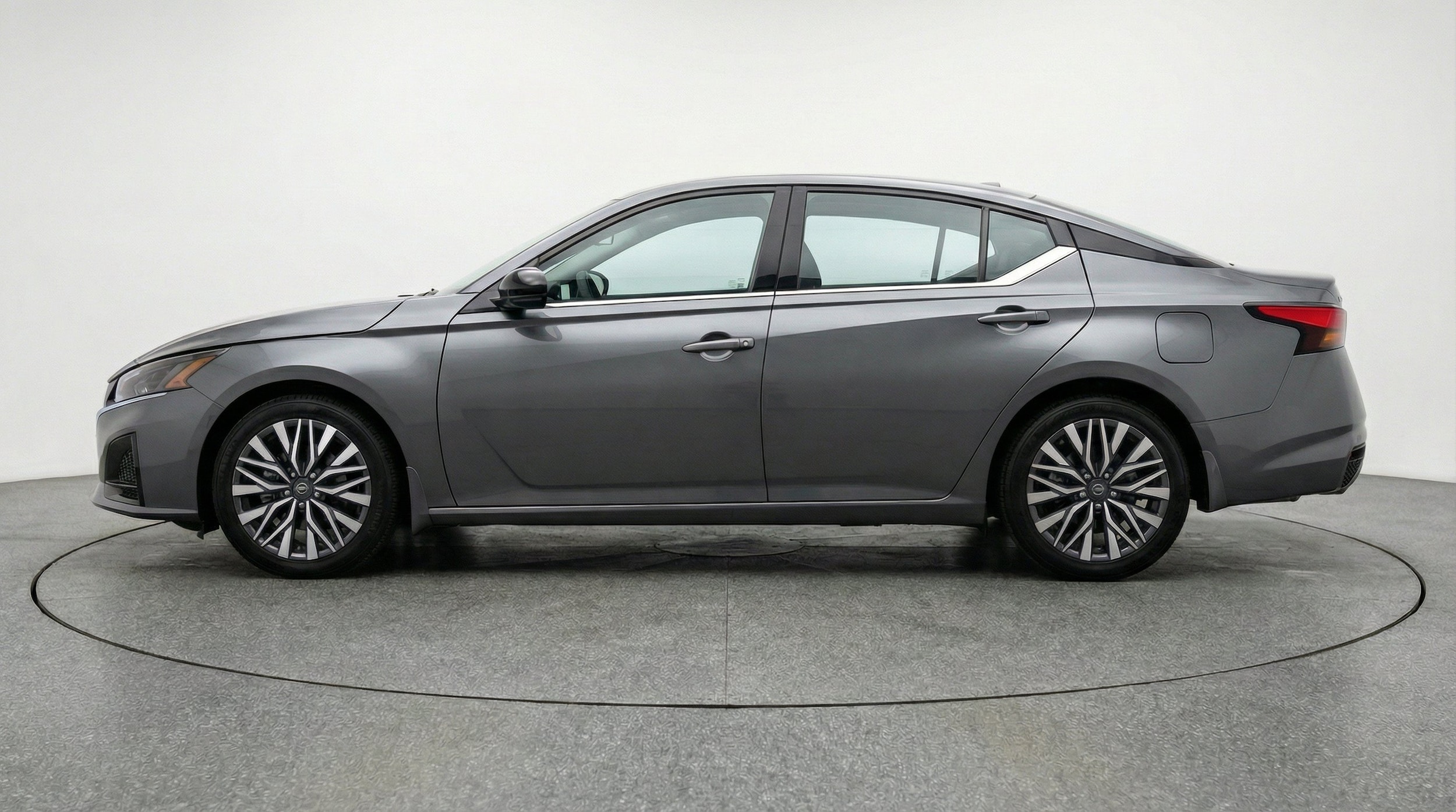 Thumbnail: 2025 Nissan Altima - 5