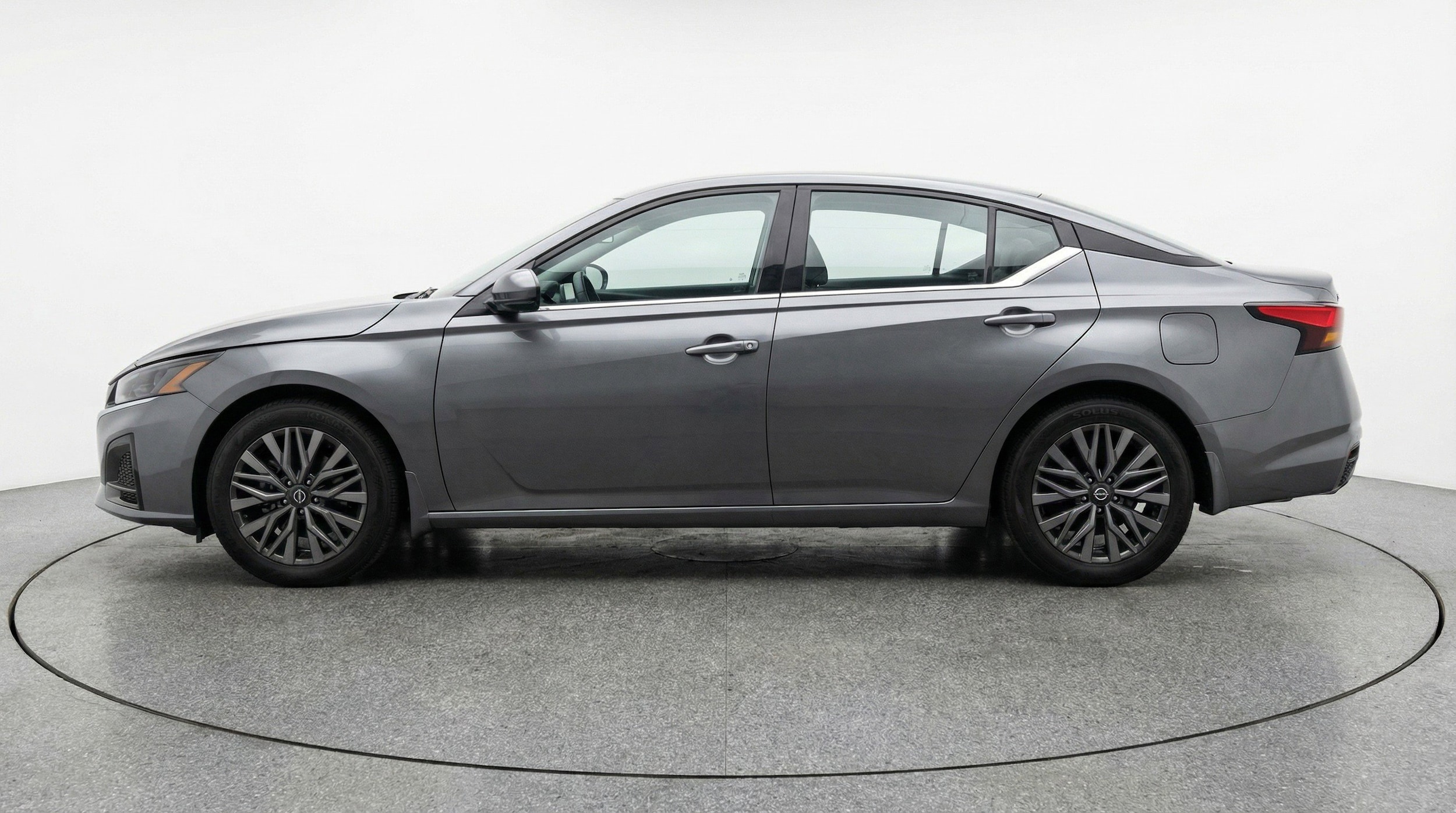 Thumbnail: 2025 Nissan Altima - 5