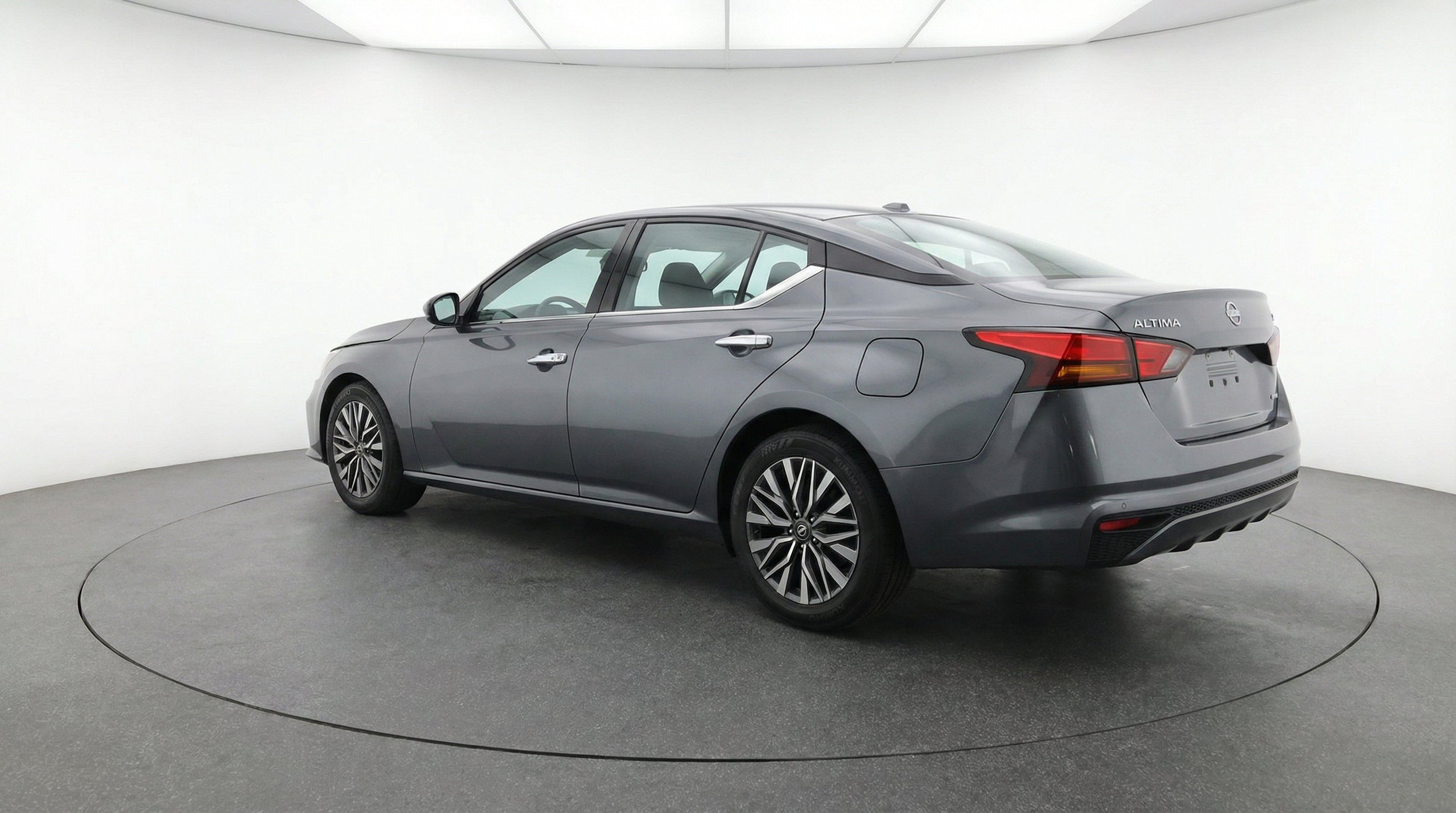 Thumbnail: 2025 Nissan Altima - 6