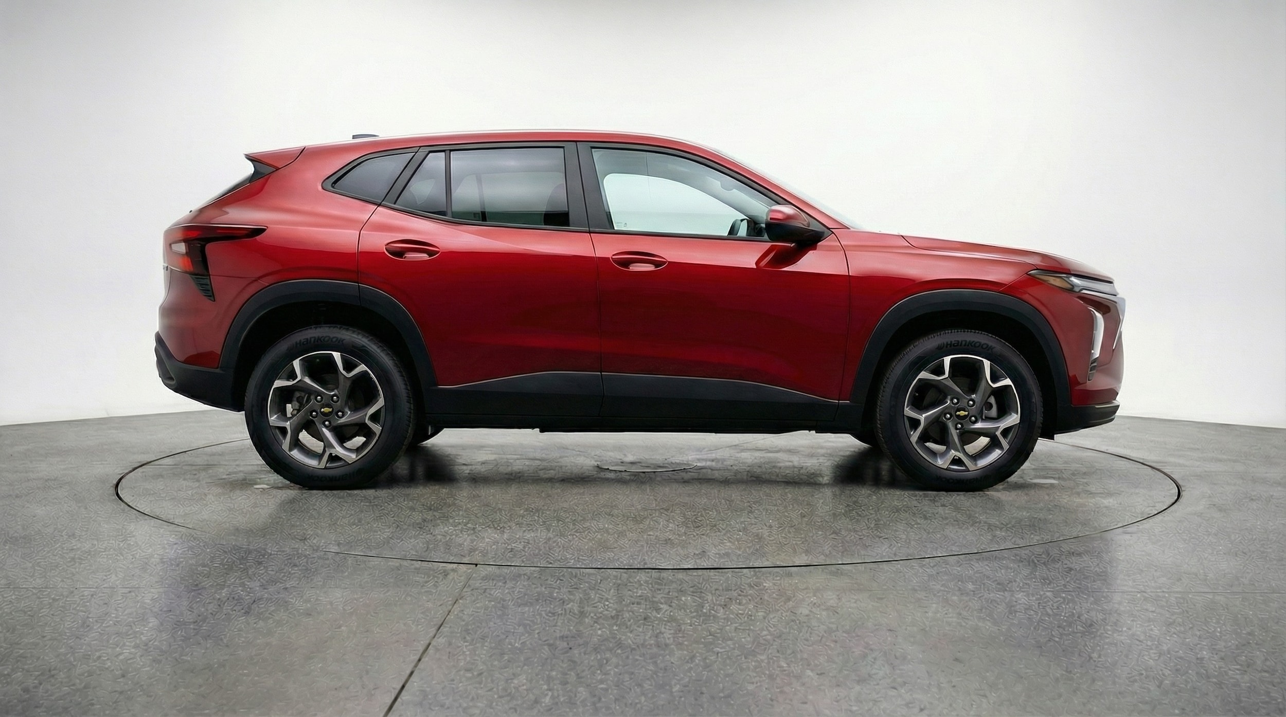 Thumbnail: 2025 Chevrolet Trax - 8
